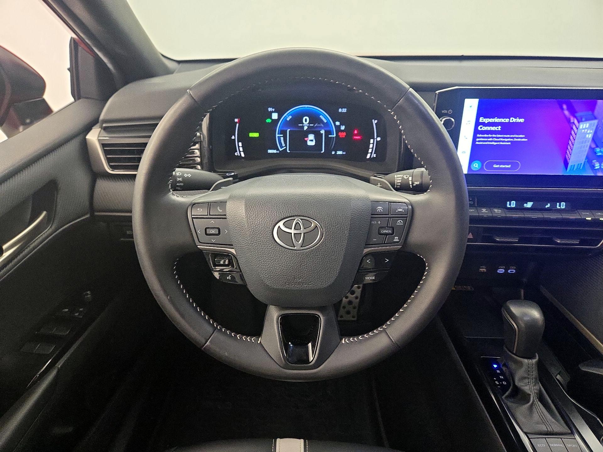 Thumbnail: 2025 Toyota Camry - 10