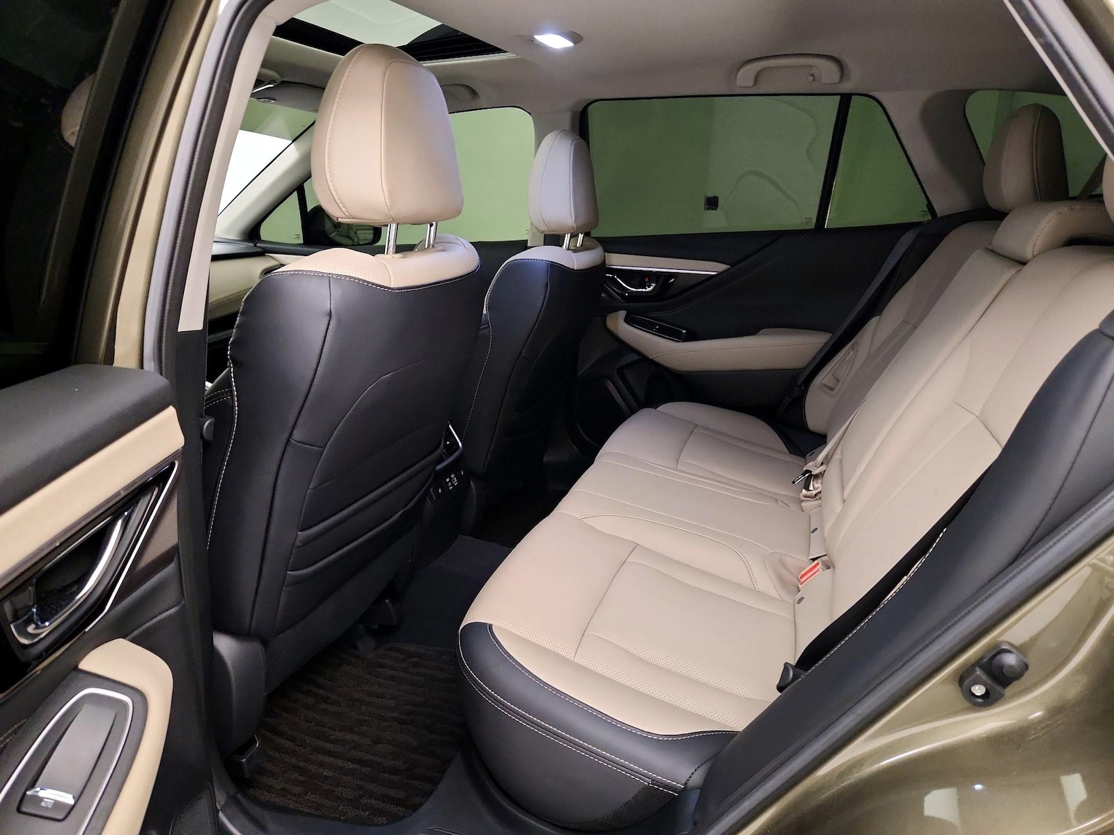 2025 Subaru Outback Limited - Photo 21