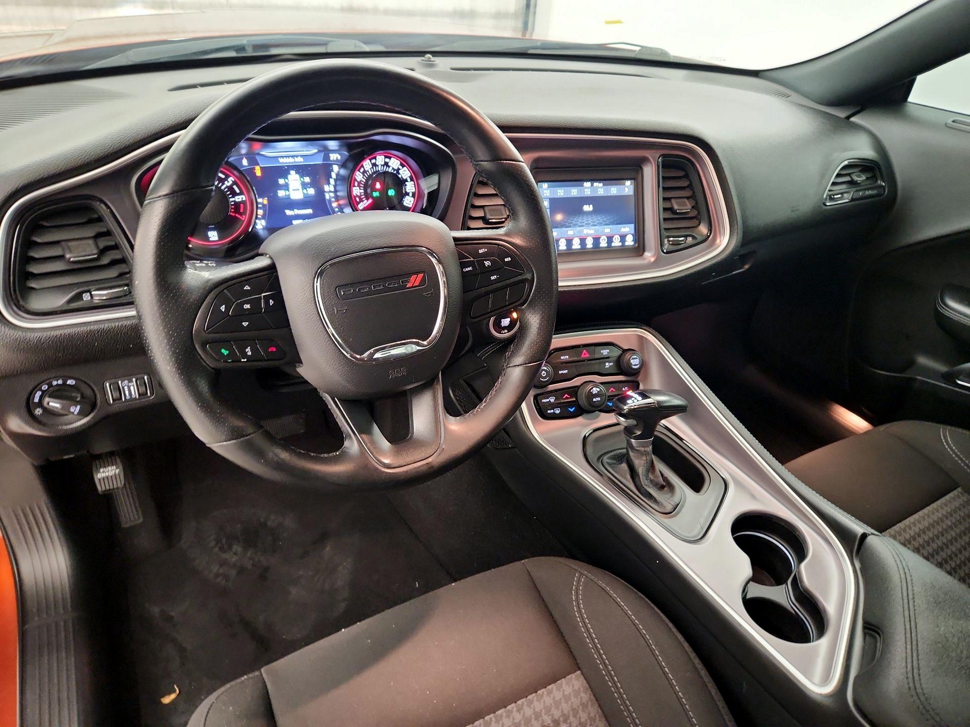 Thumbnail: 2020 Dodge Challenger - 9