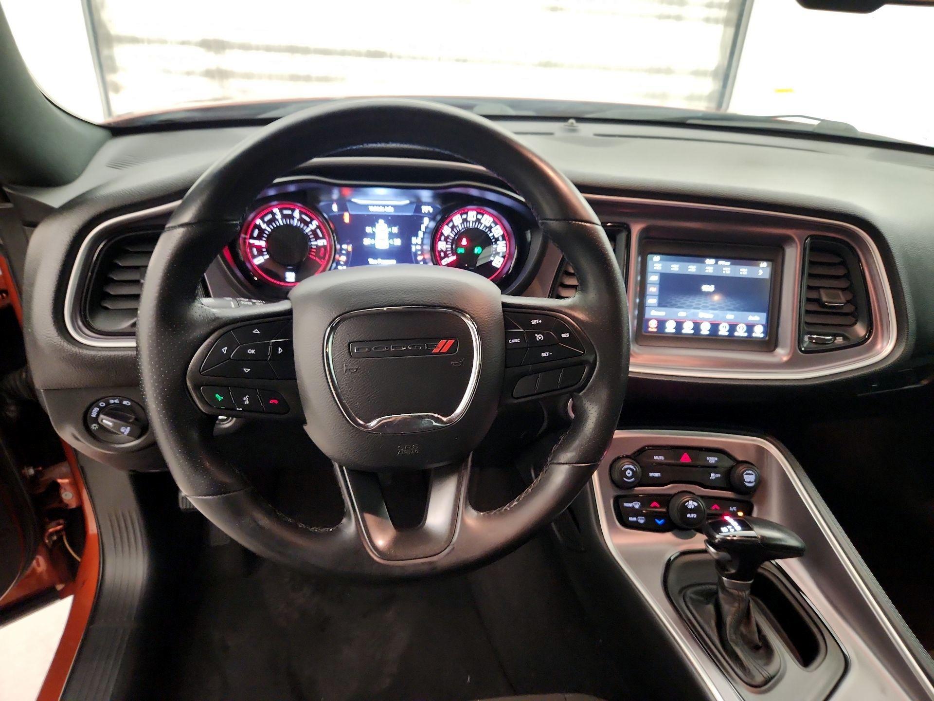 Thumbnail: 2020 Dodge Challenger - 10