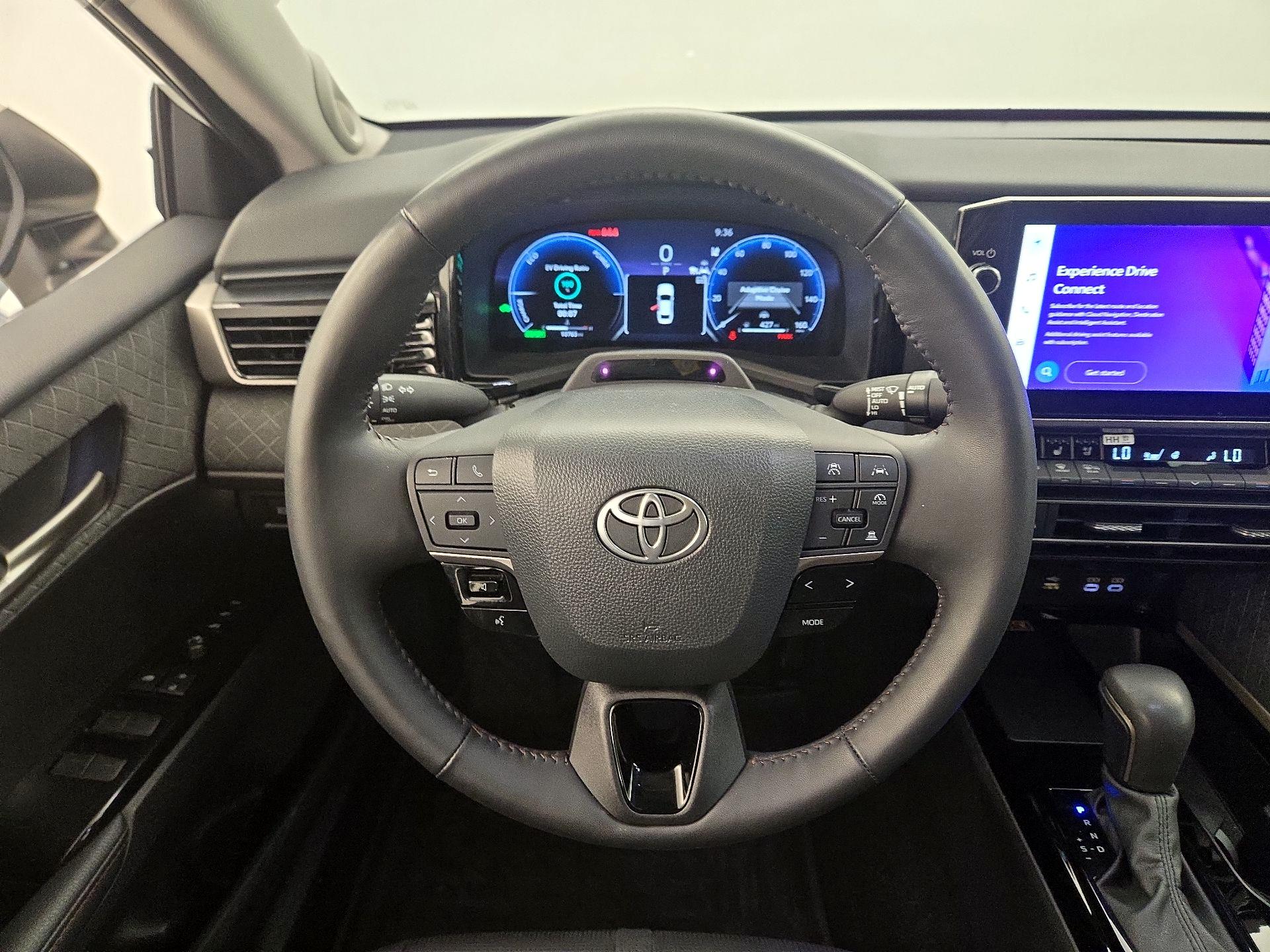 Thumbnail: 2025 Toyota Camry - 10