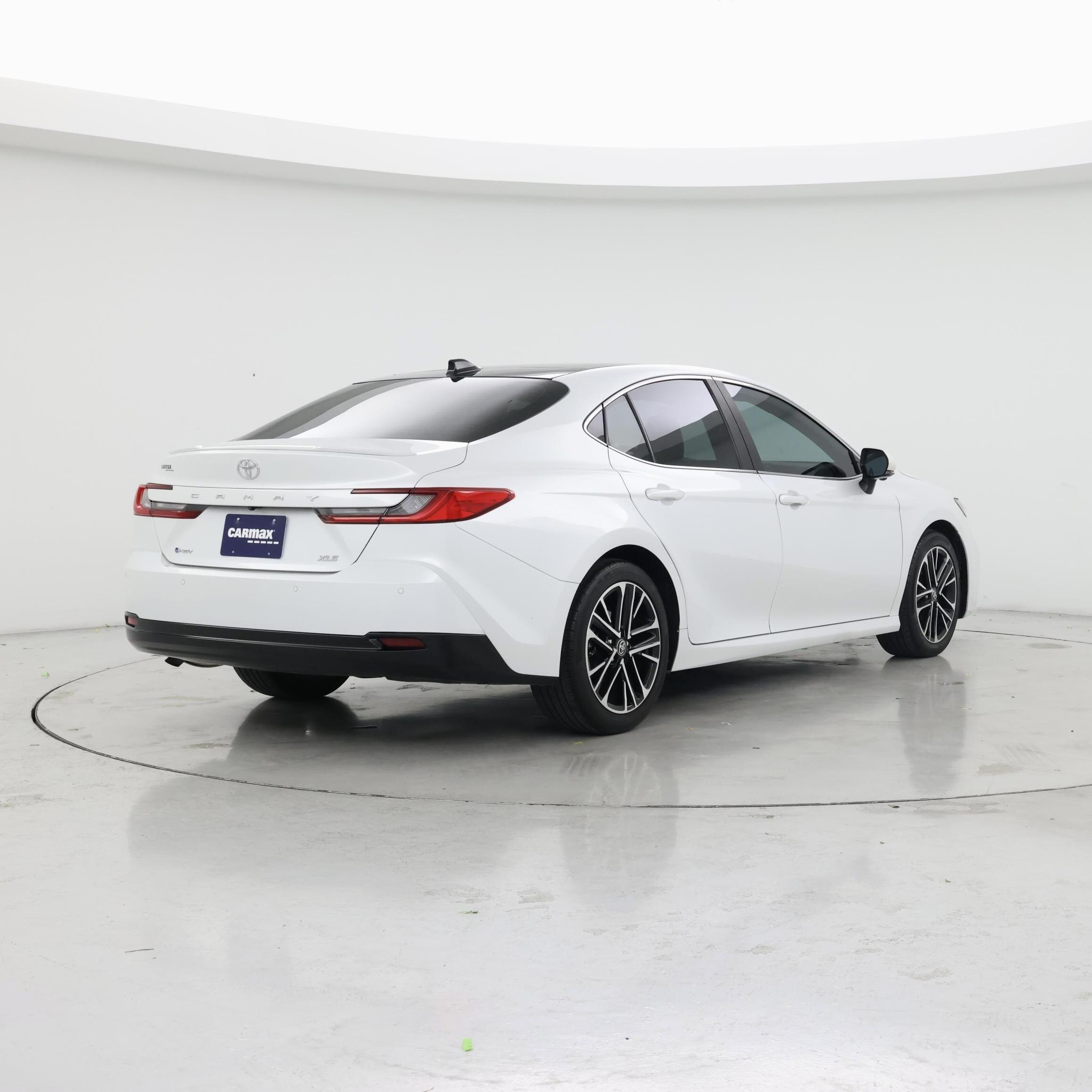 Thumbnail: 2025 Toyota Camry - 8