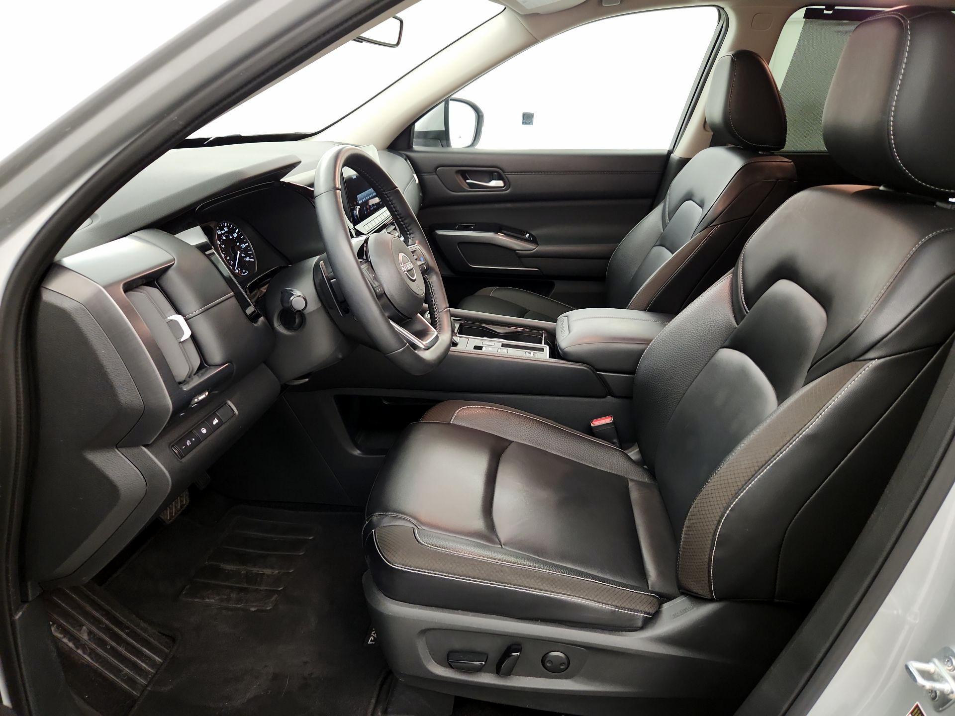 Thumbnail: 2024 Nissan Pathfinder - 11