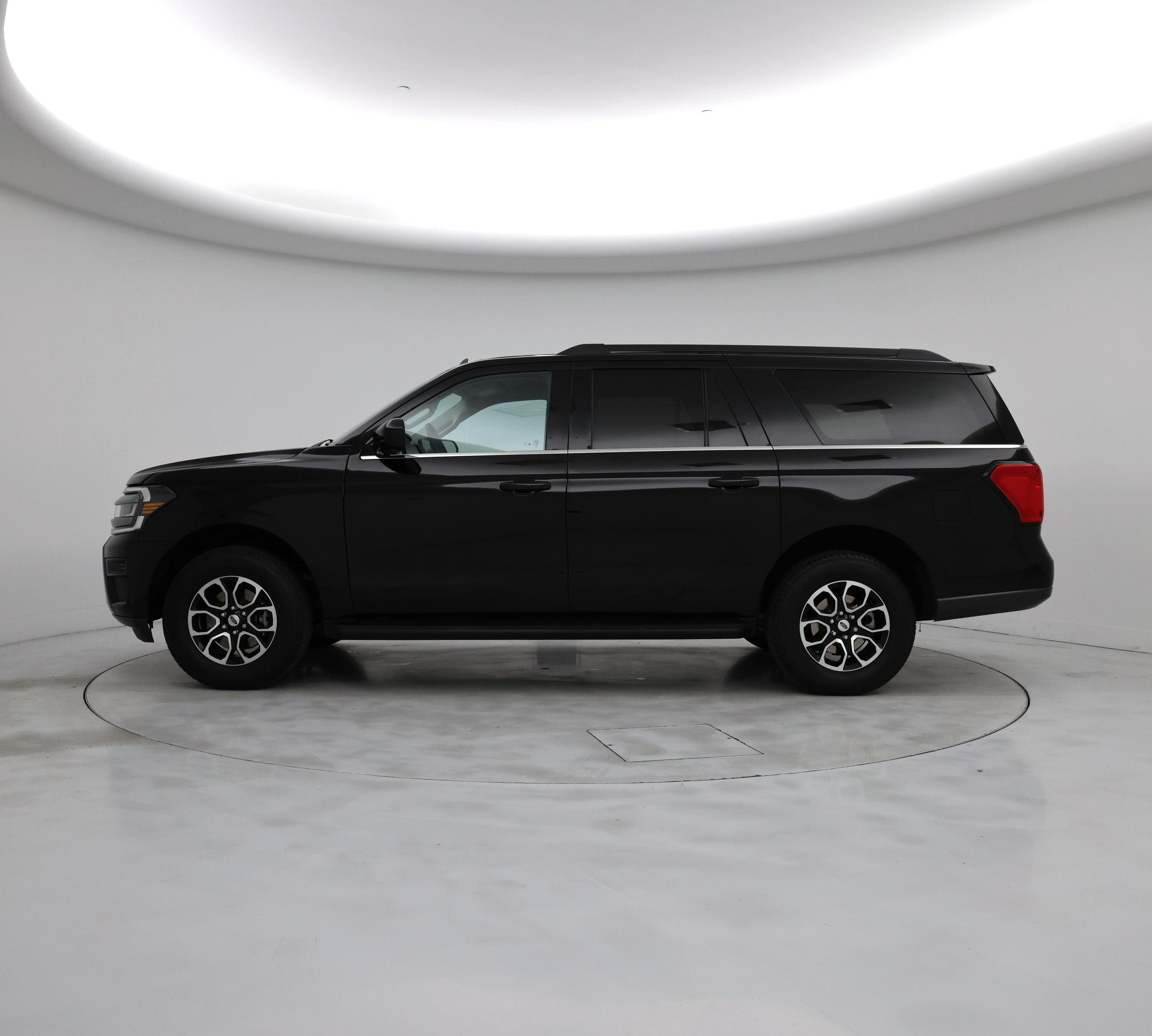 Thumbnail: 2023 Ford Expedition MAX - 3