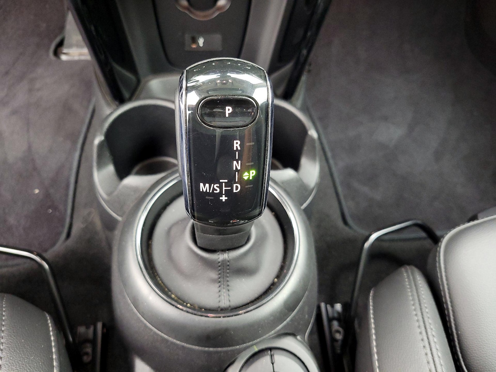 2022 MINI Hardtop 2 Door S - Photo 18