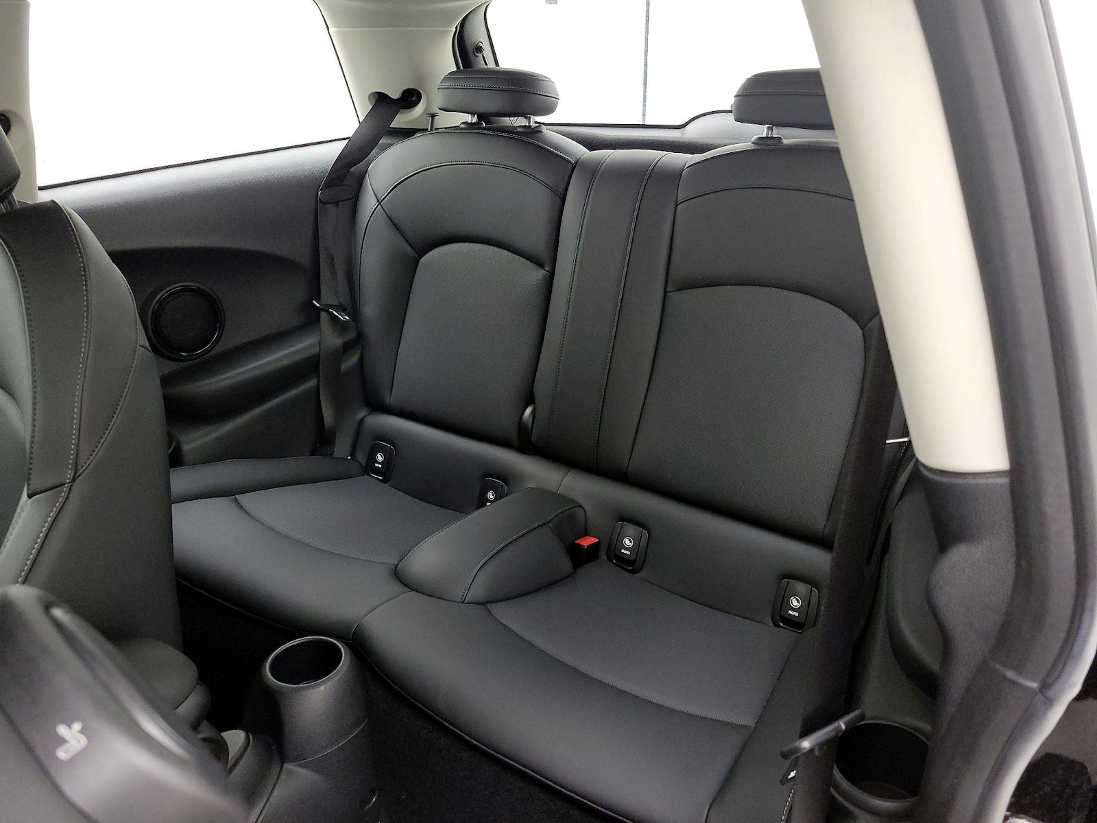 2022 MINI Hardtop 2 Door S - Photo 21