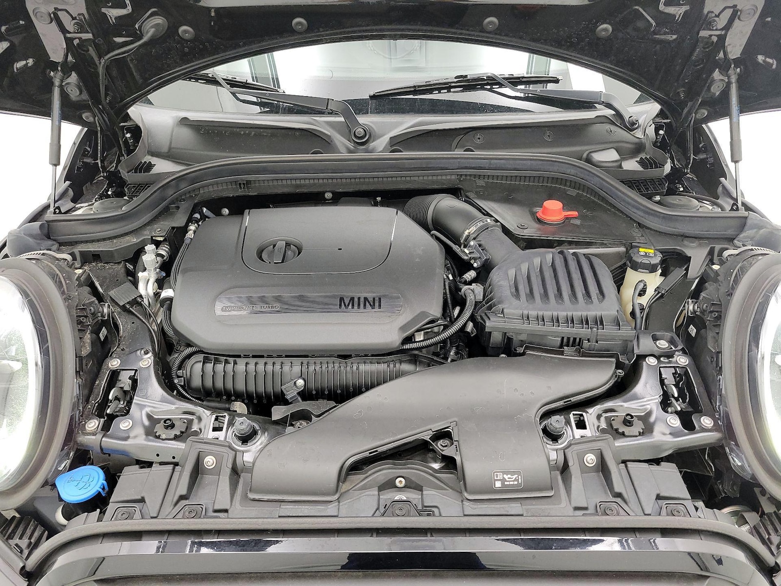2022 MINI Hardtop 2 Door S - Photo 23