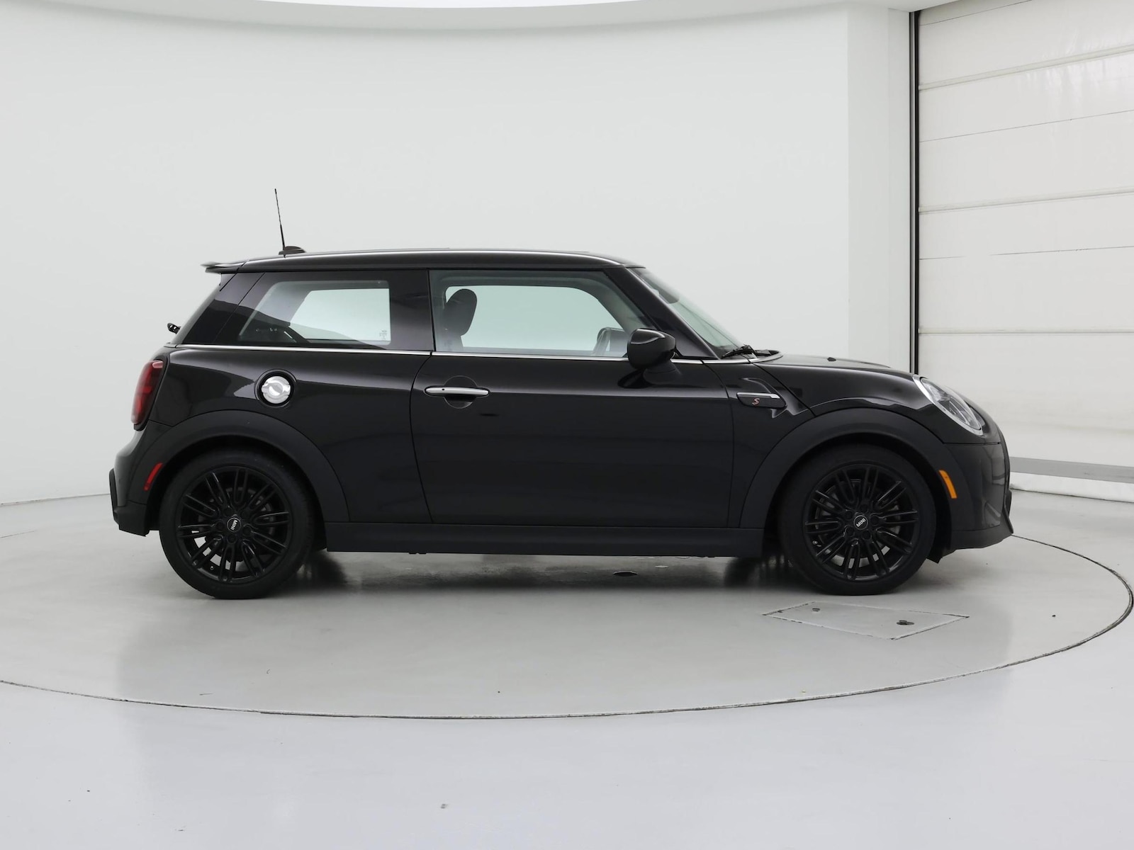 2022 MINI Hardtop 2 Door S - Photo 8