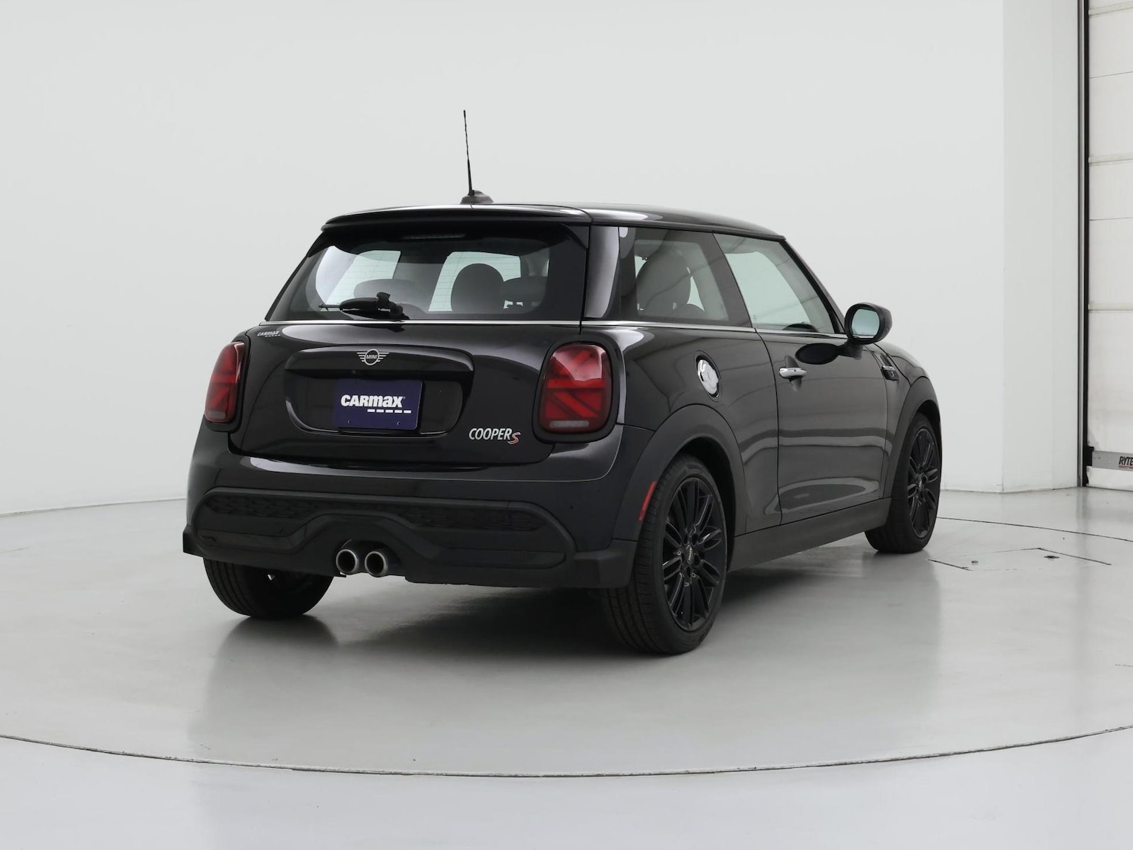 2022 MINI Hardtop 2 Door S - Photo 9