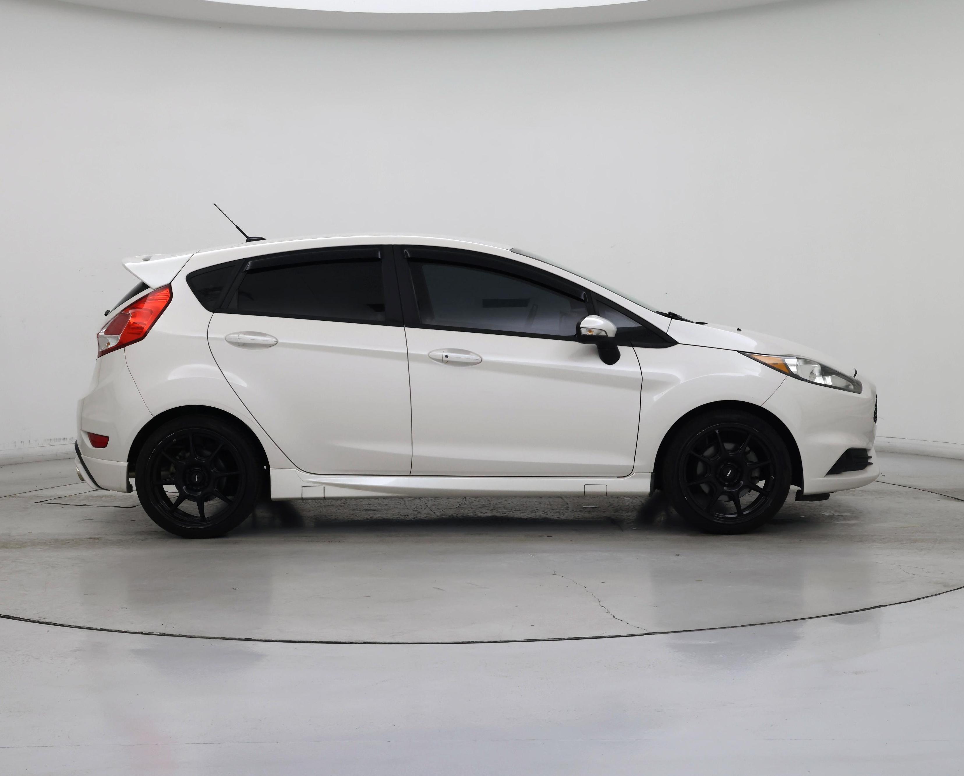 Thumbnail: 2017 Ford Fiesta - 7