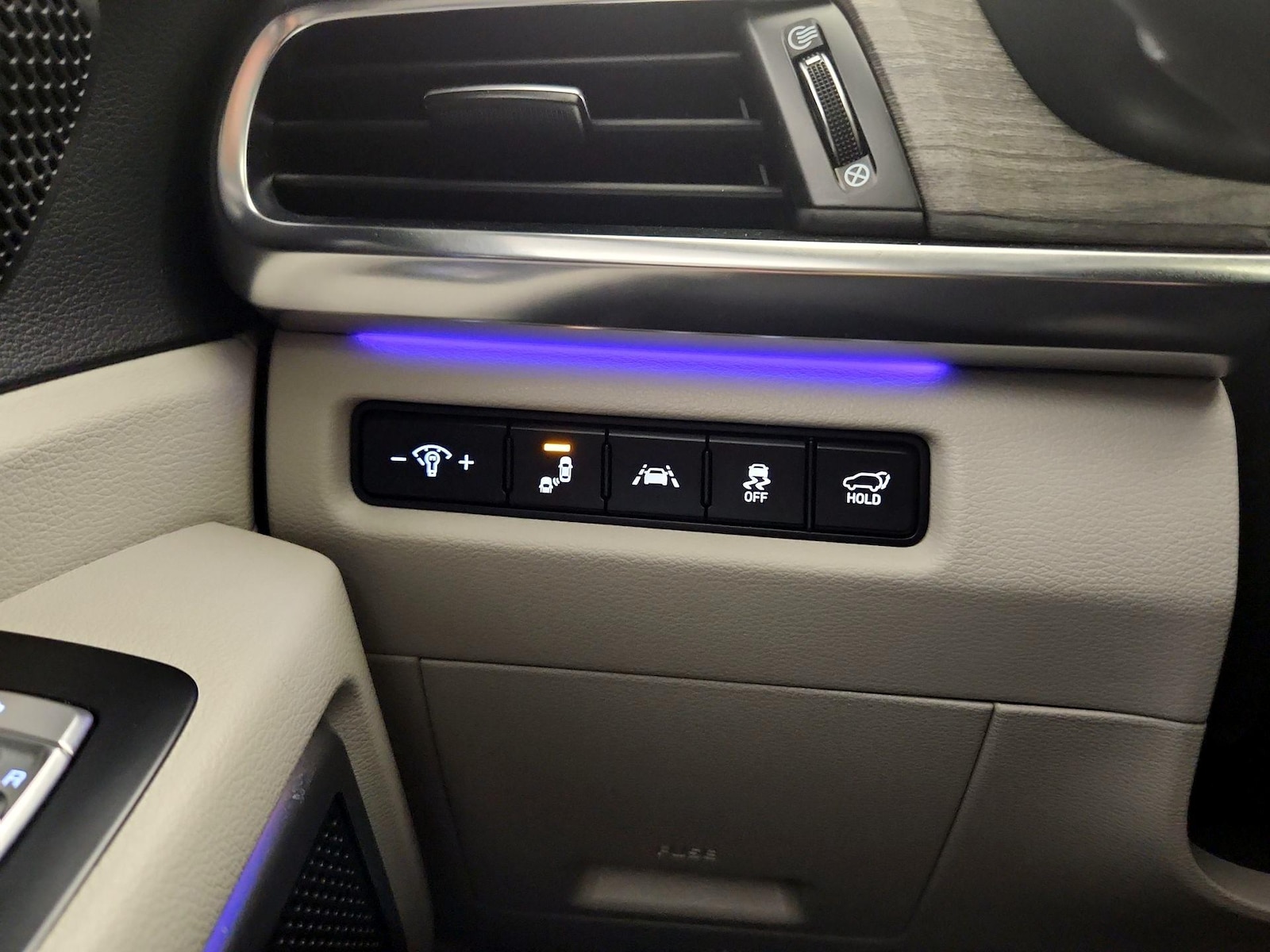2022 Kia Telluride SX - Photo 14