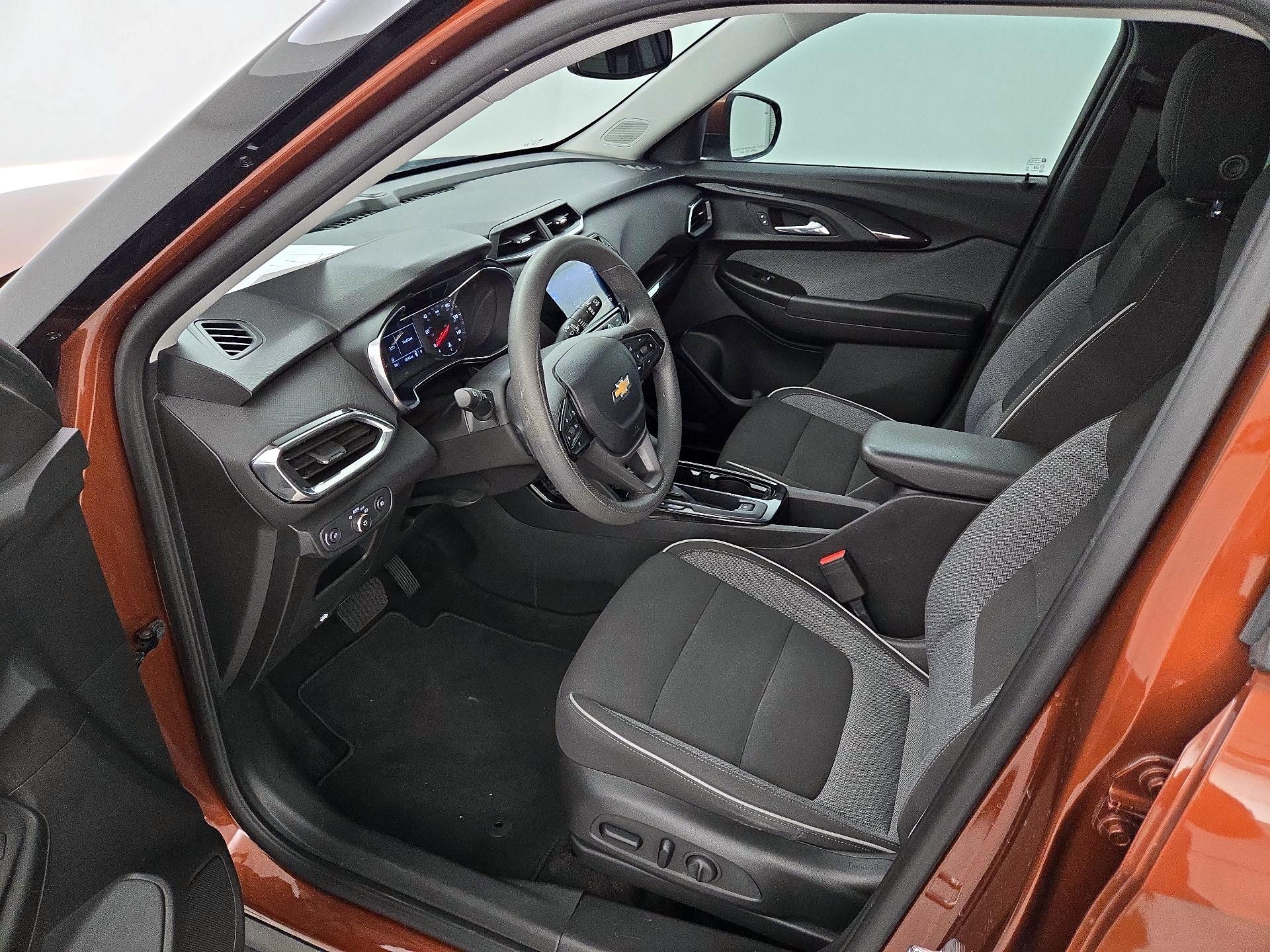 Thumbnail: 2021 Chevrolet TrailBlazer - 11