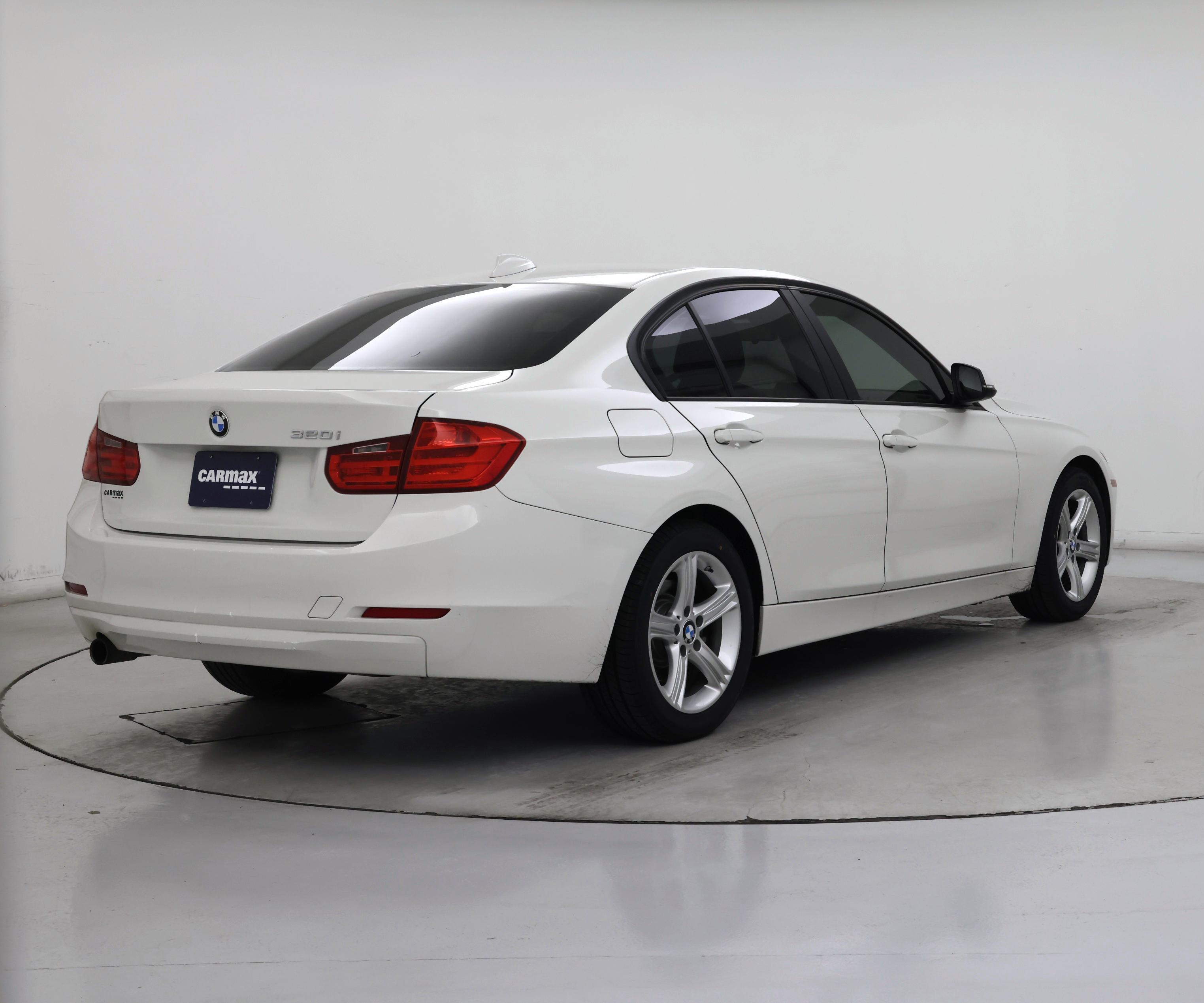 Thumbnail: 2014 BMW 3 Series - 8