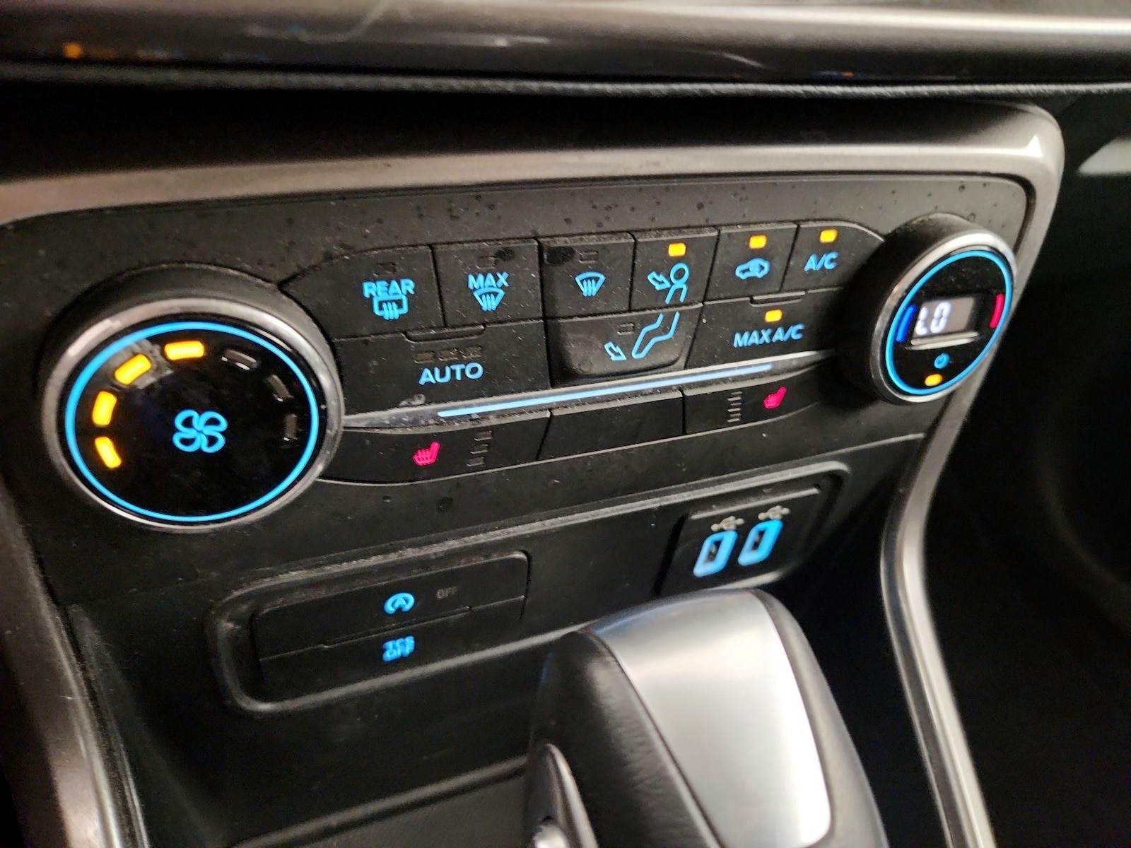 2018 Ford Ecosport SE - Photo 17