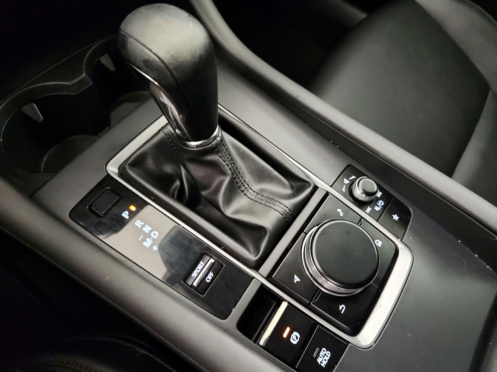 2020 Mazda Mazda3 Base - Photo 18