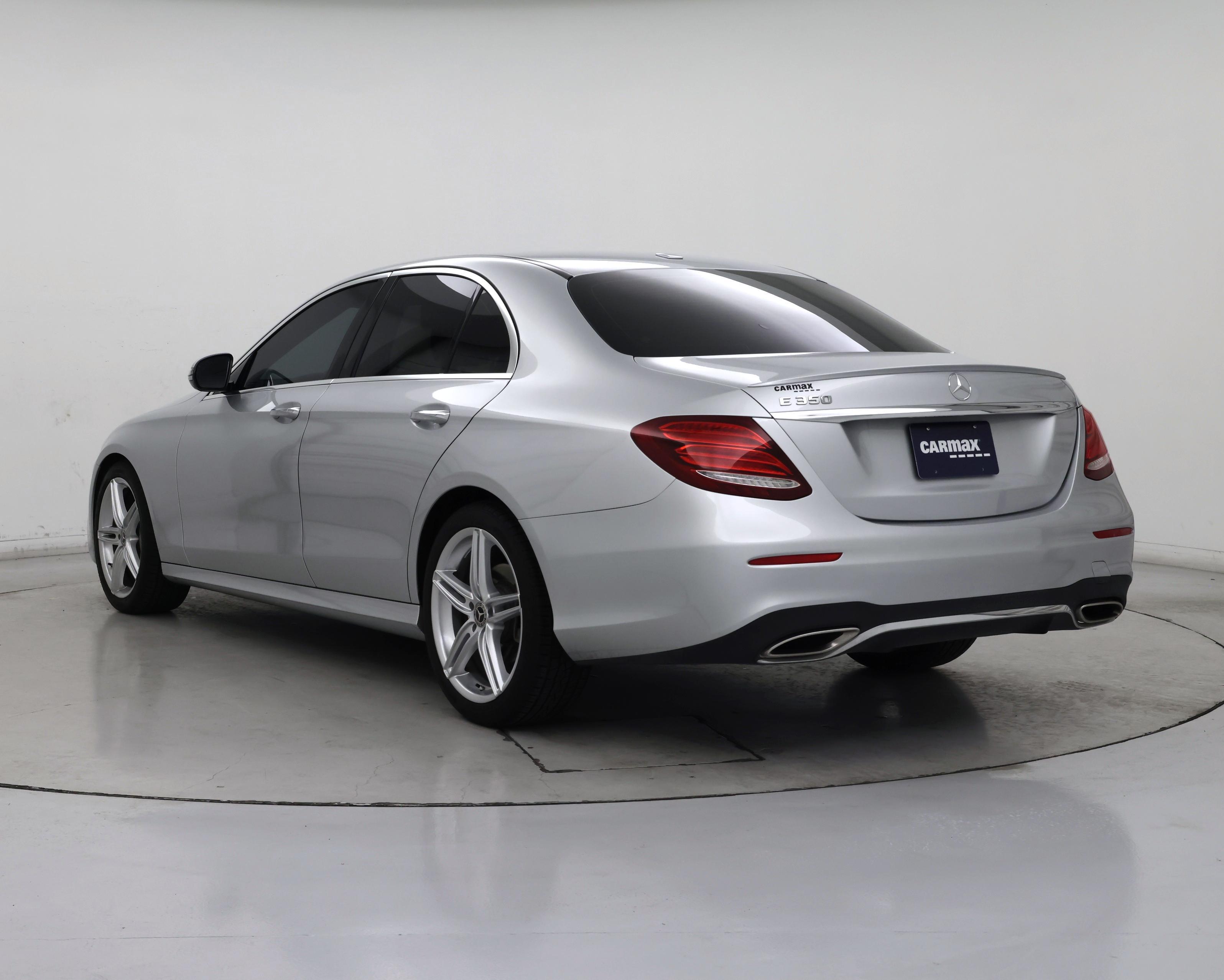 Thumbnail: 2020 Mercedes-Benz E-Class - 2