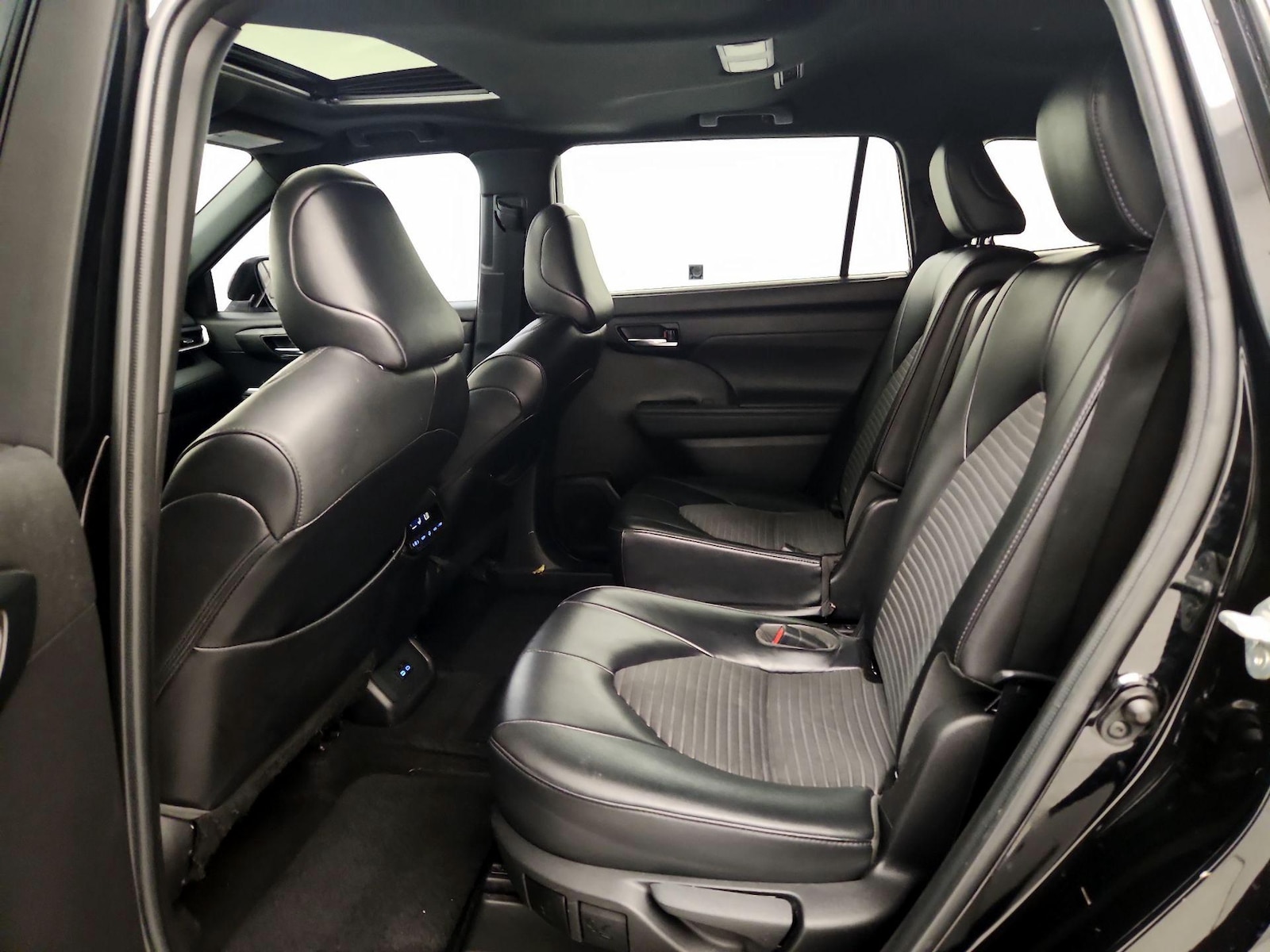 Rear Air Conditioning
