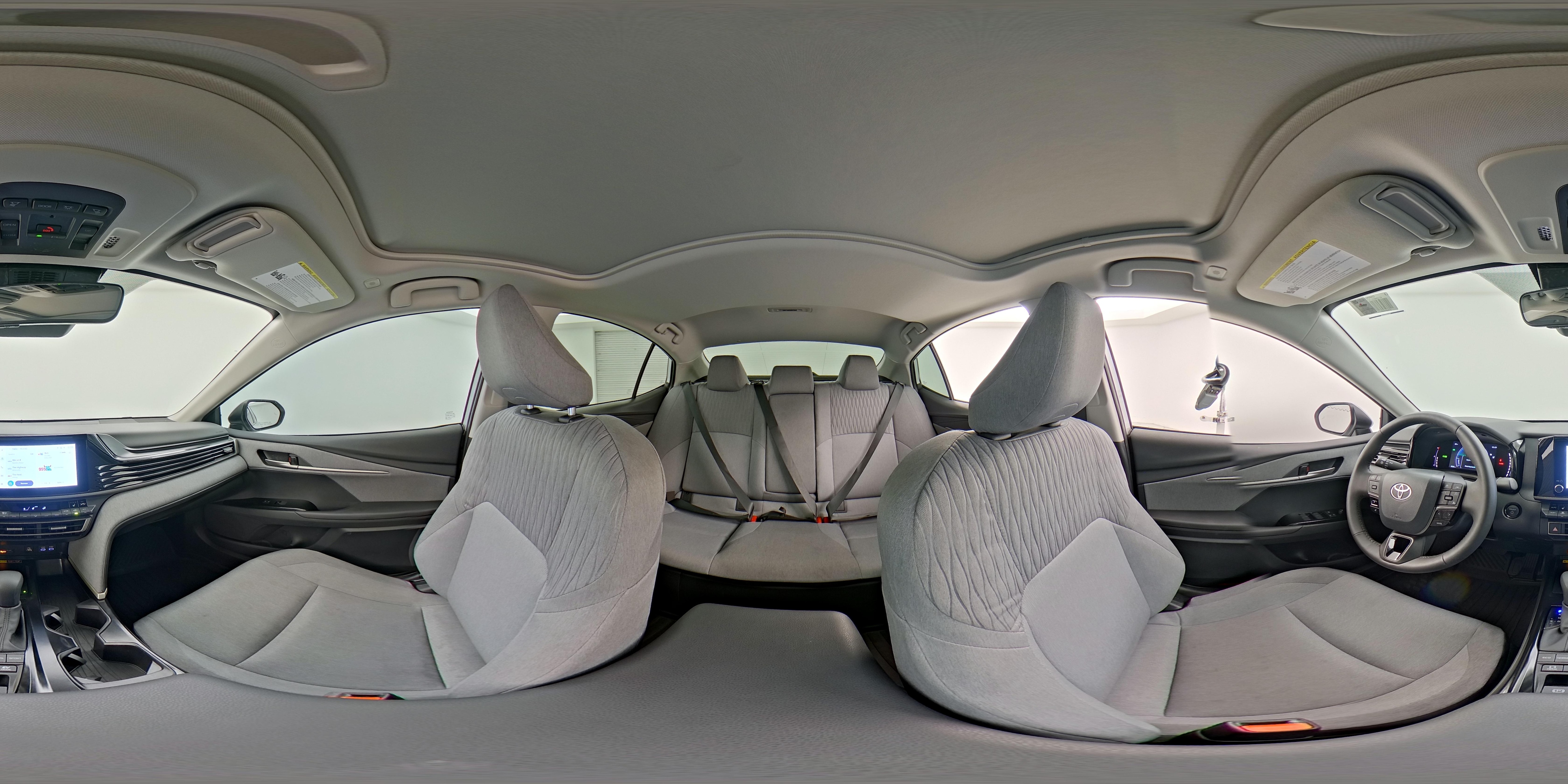 2026 Toyota Camry LE - Photo 26