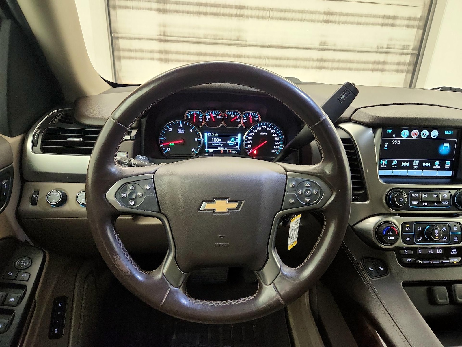 2018 Chevrolet Tahoe LT - Photo 11