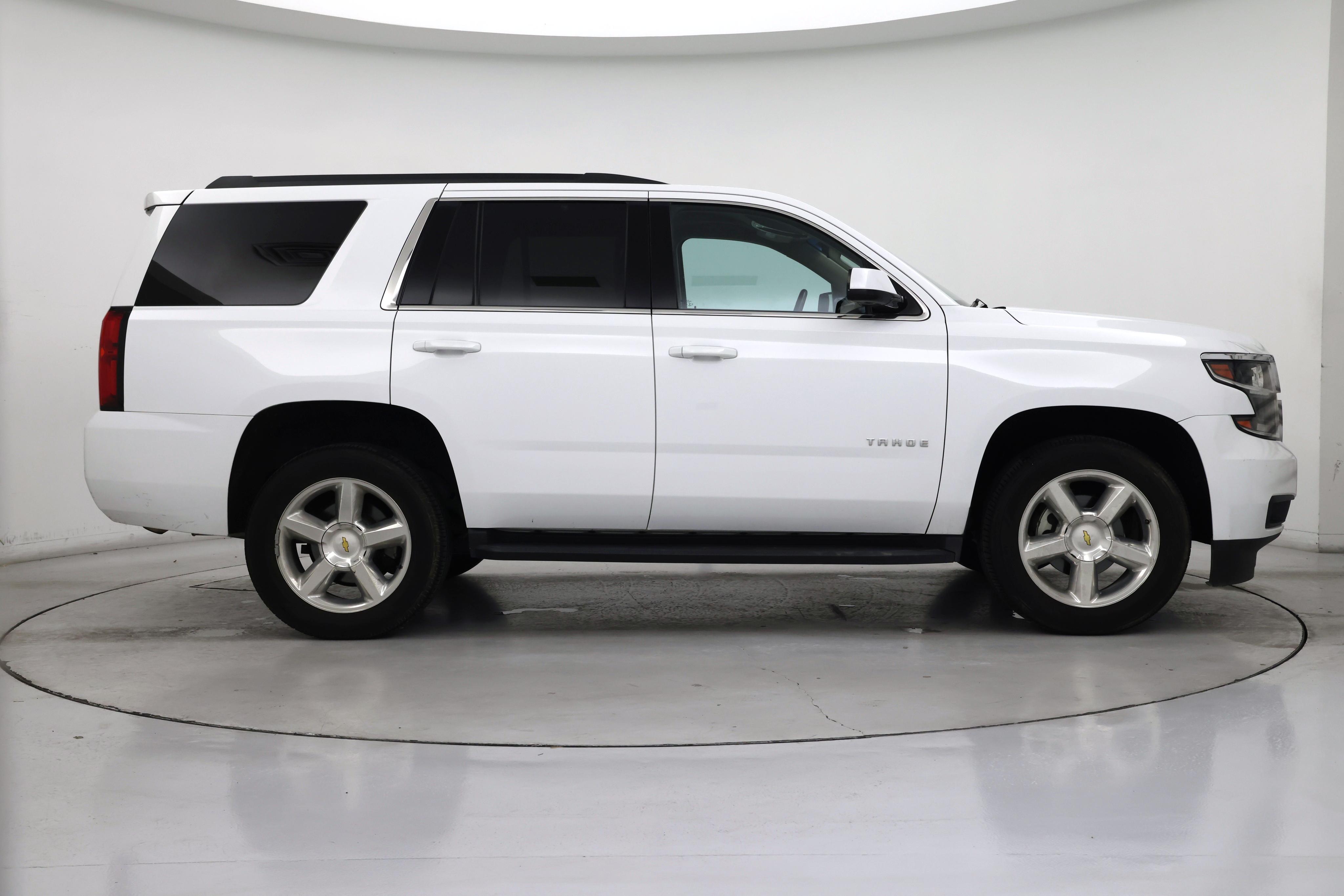 Thumbnail: 2018 Chevrolet Tahoe - 7
