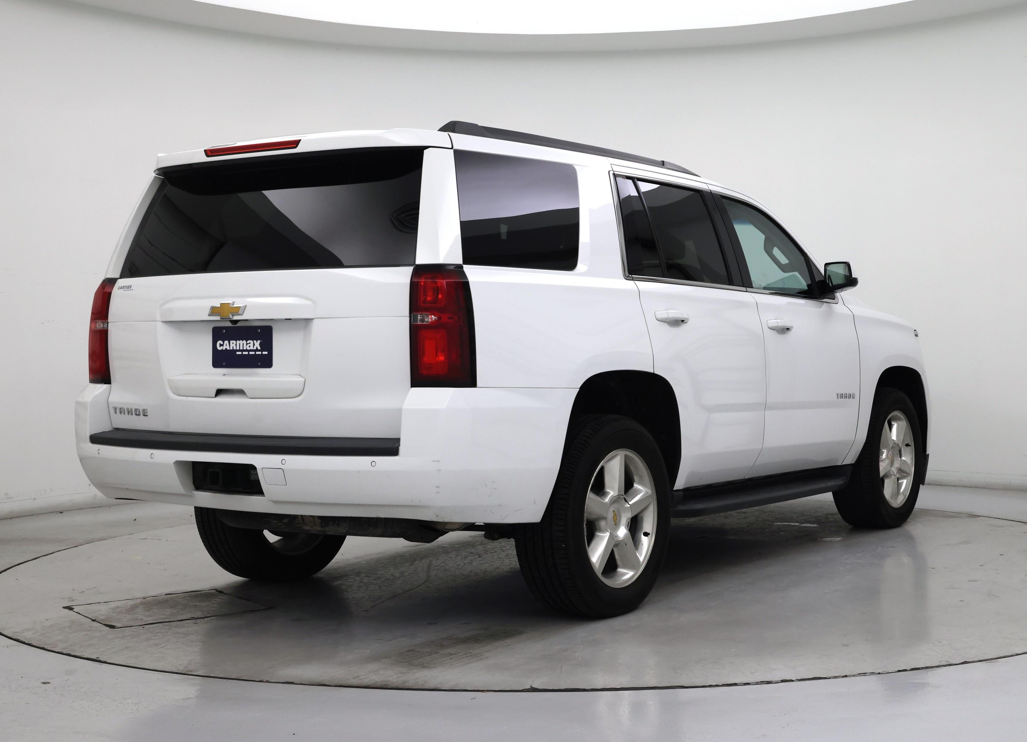Thumbnail: 2018 Chevrolet Tahoe - 8