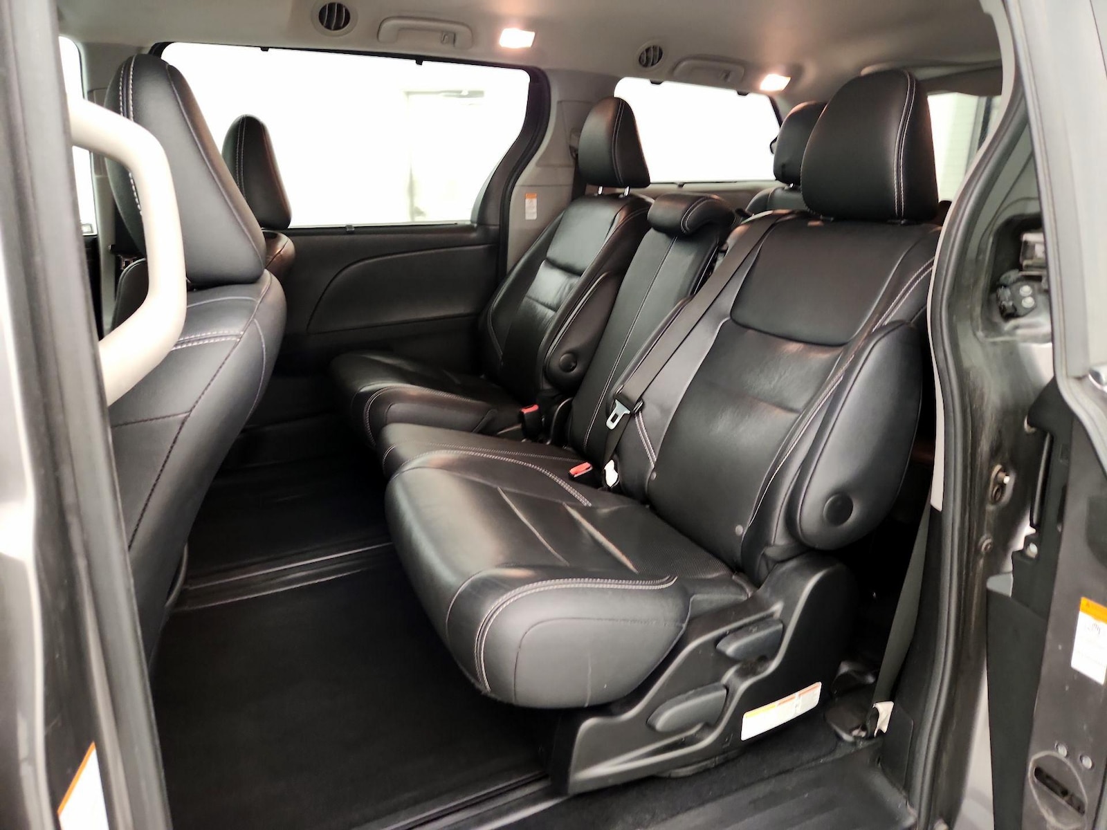 2017 Toyota Sienna SE - Photo 20