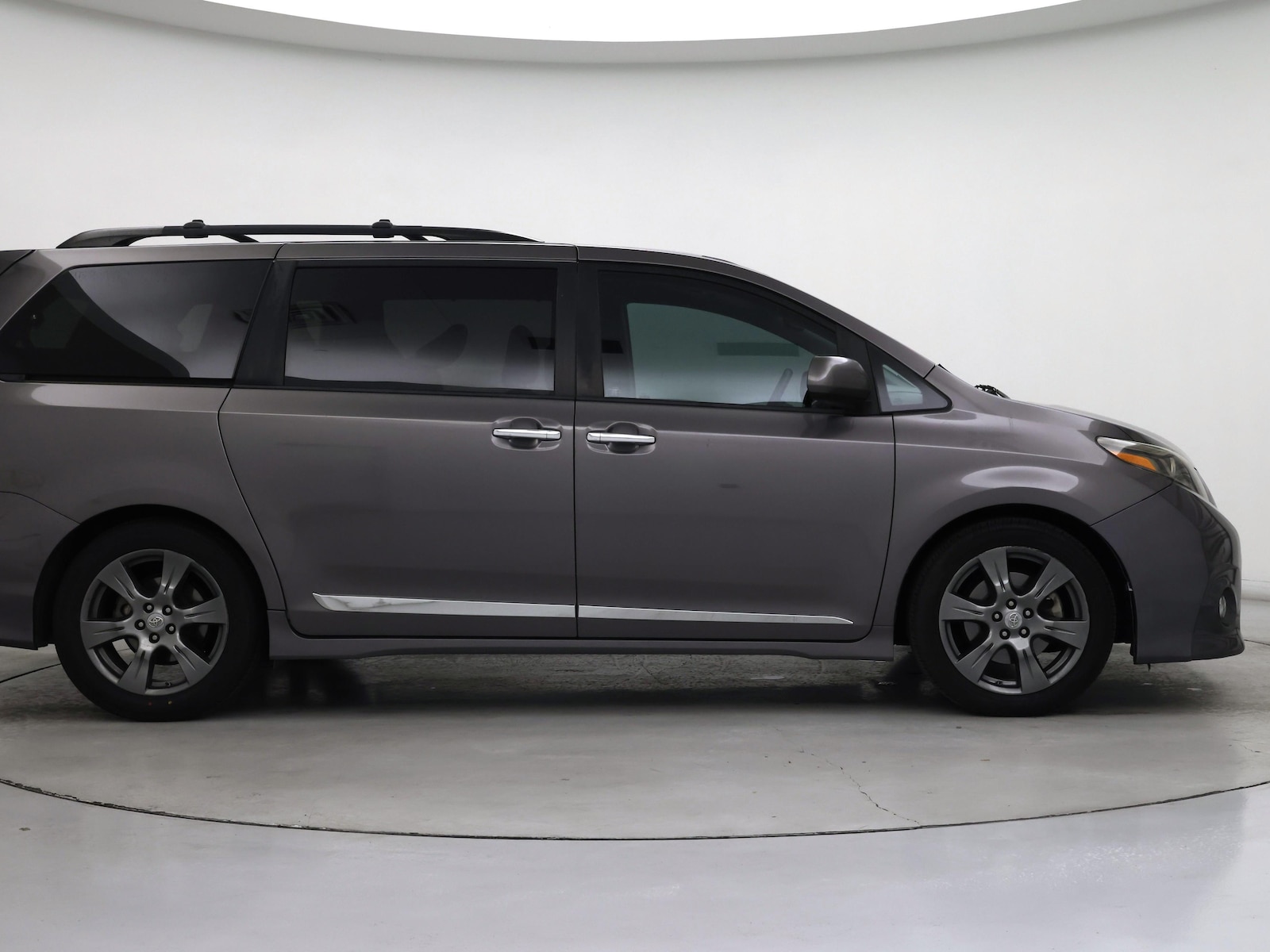 2017 Toyota Sienna SE - Photo 8