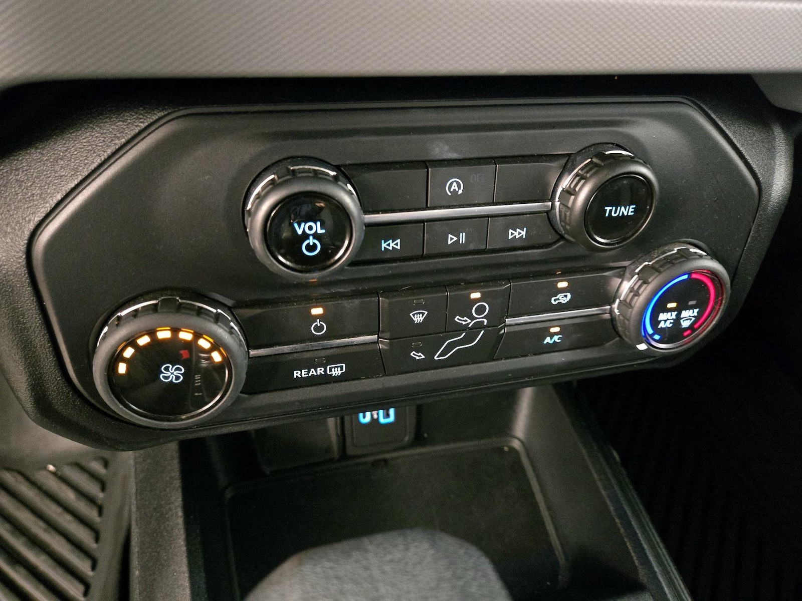 2021 Ford Bronco 4-Door Base - Photo 17