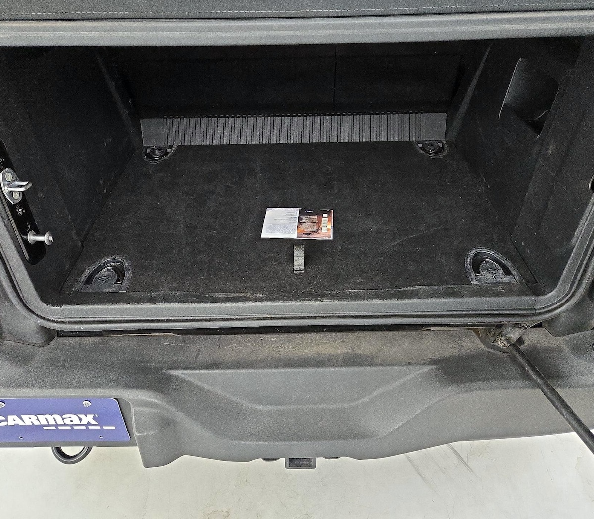 Trunk/Cargo (Seats Up)
