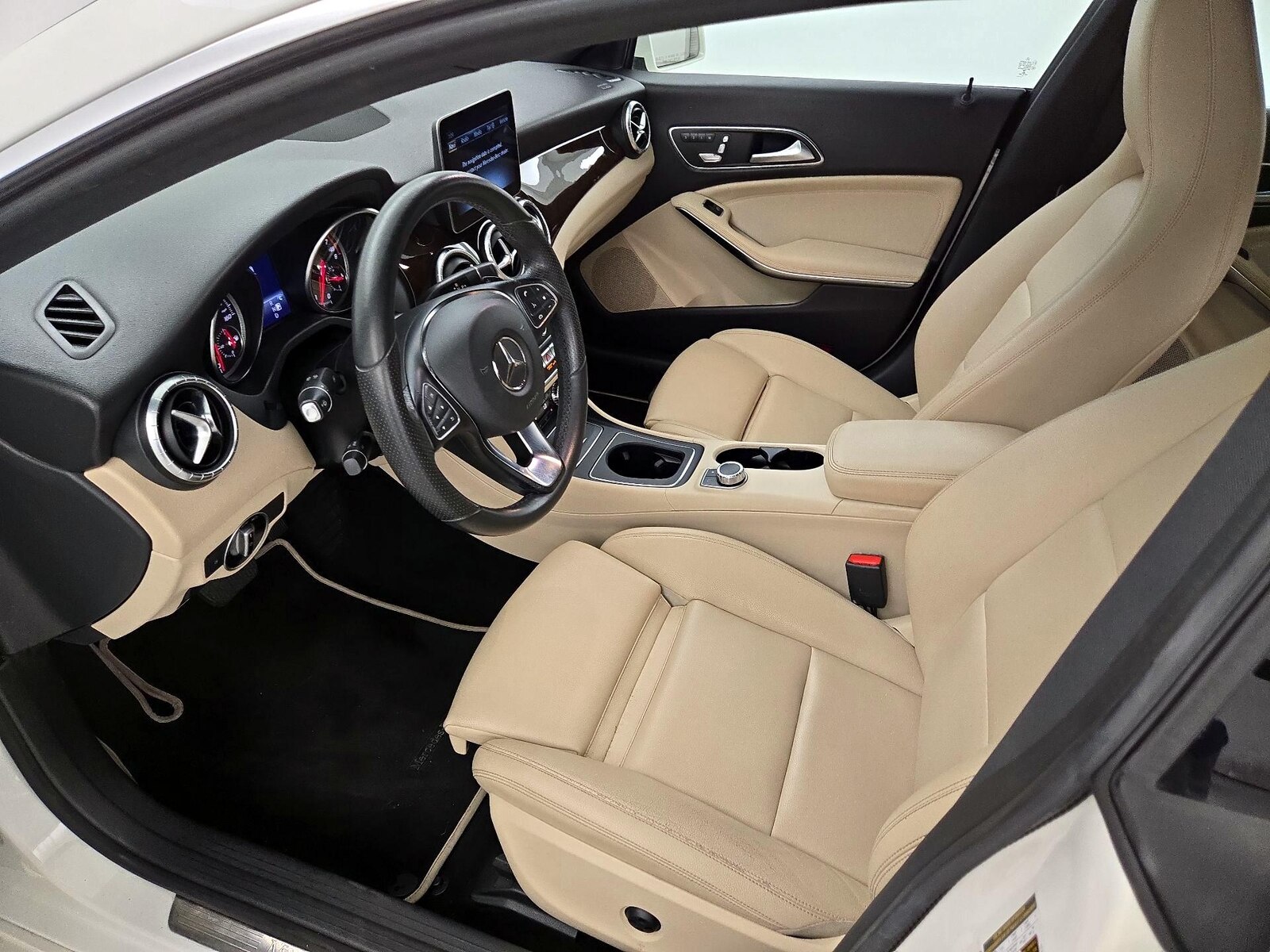 Power Seat(s) & Side Airbags