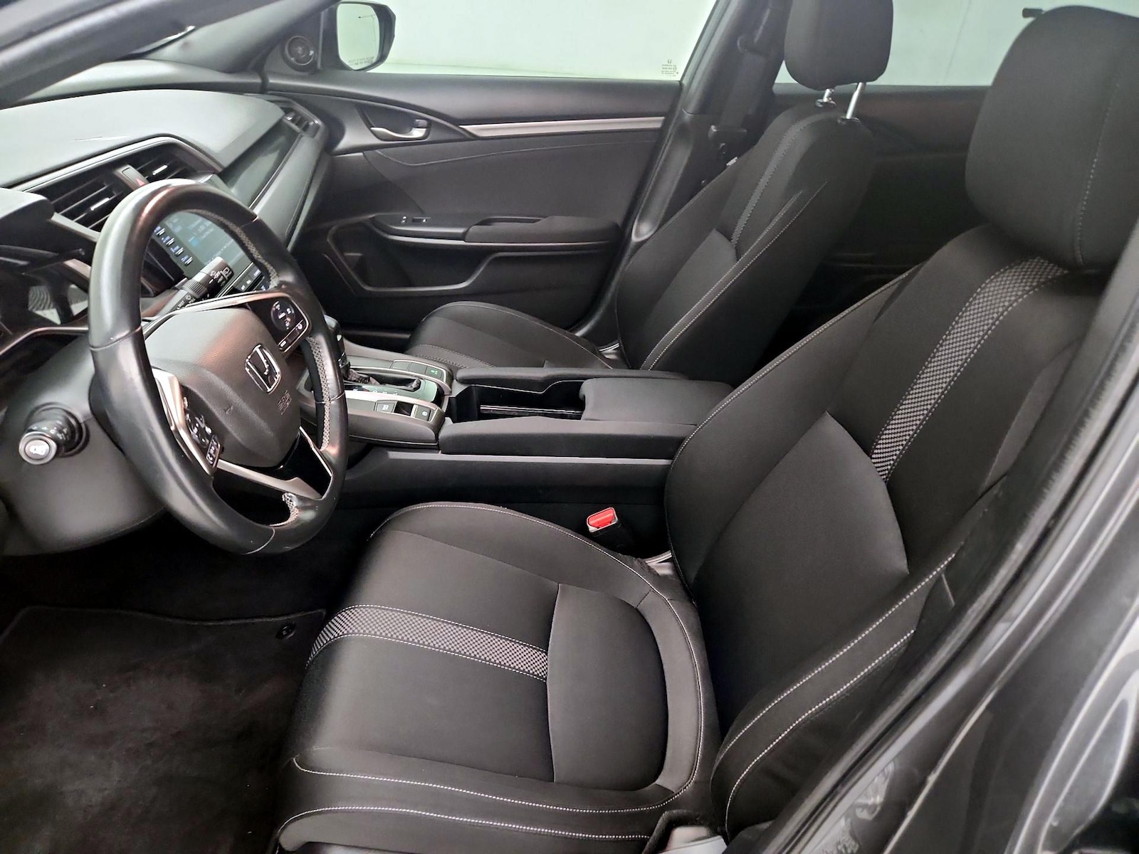 2021 Honda Civic Hatchback EX - Photo 12