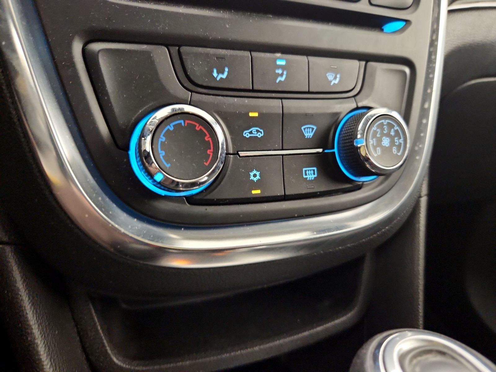 2015 Buick Encore Base - Photo 15