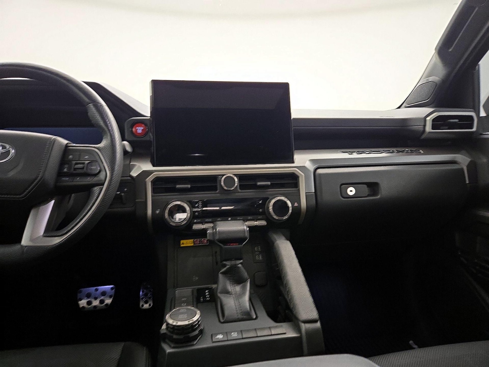2024 Toyota Tacoma TRD Sport - Photo 10