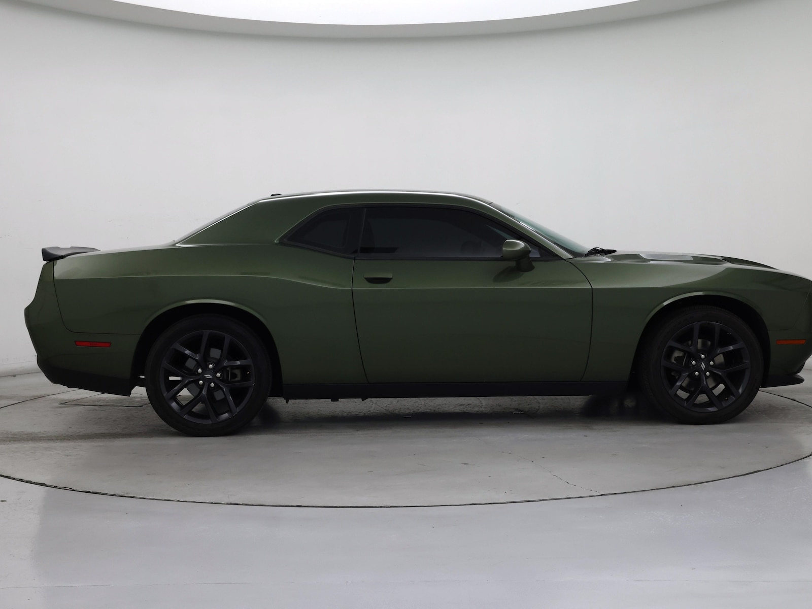 2021 Dodge Challenger SXT - Photo 8