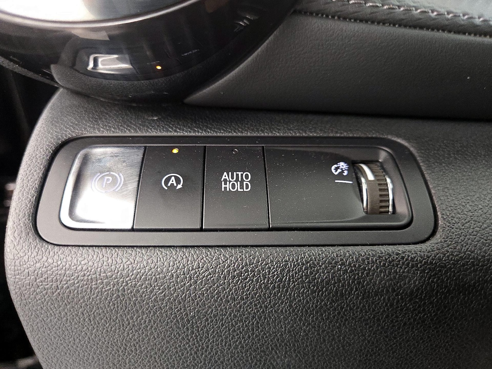 2025 Chevrolet Equinox LT - Photo 14