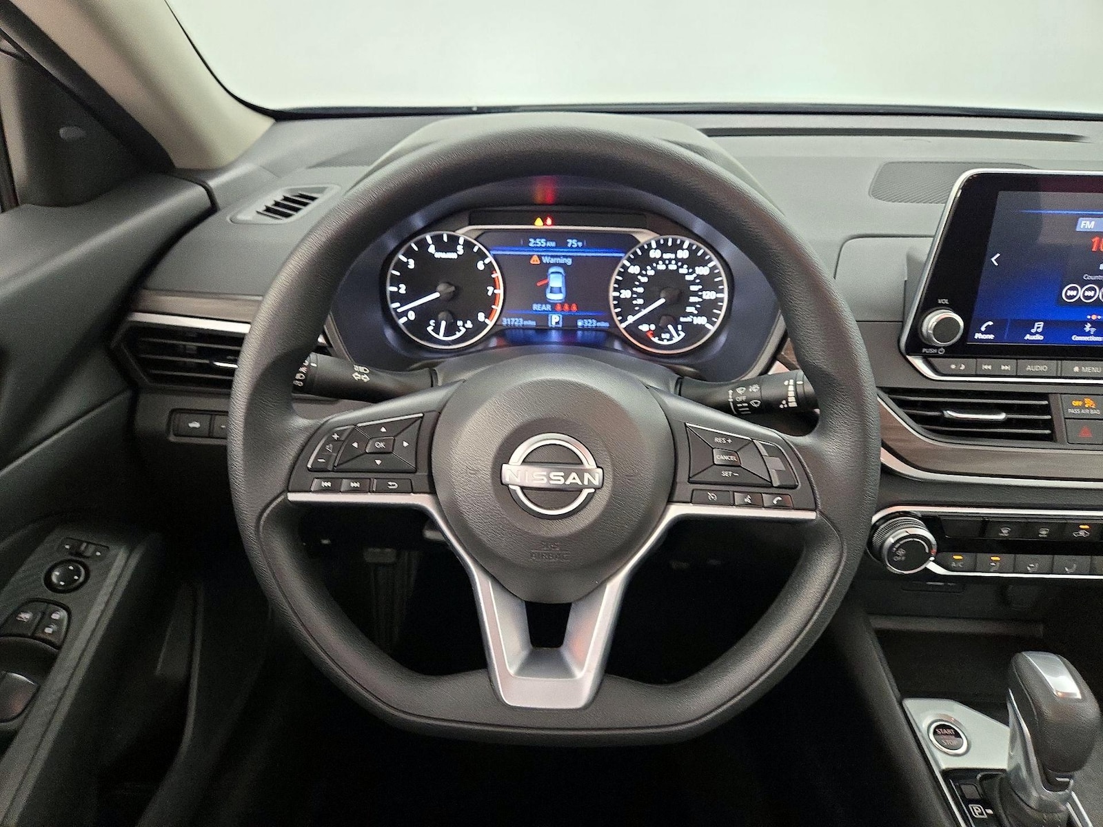 2025 Nissan Altima SV - Photo 11