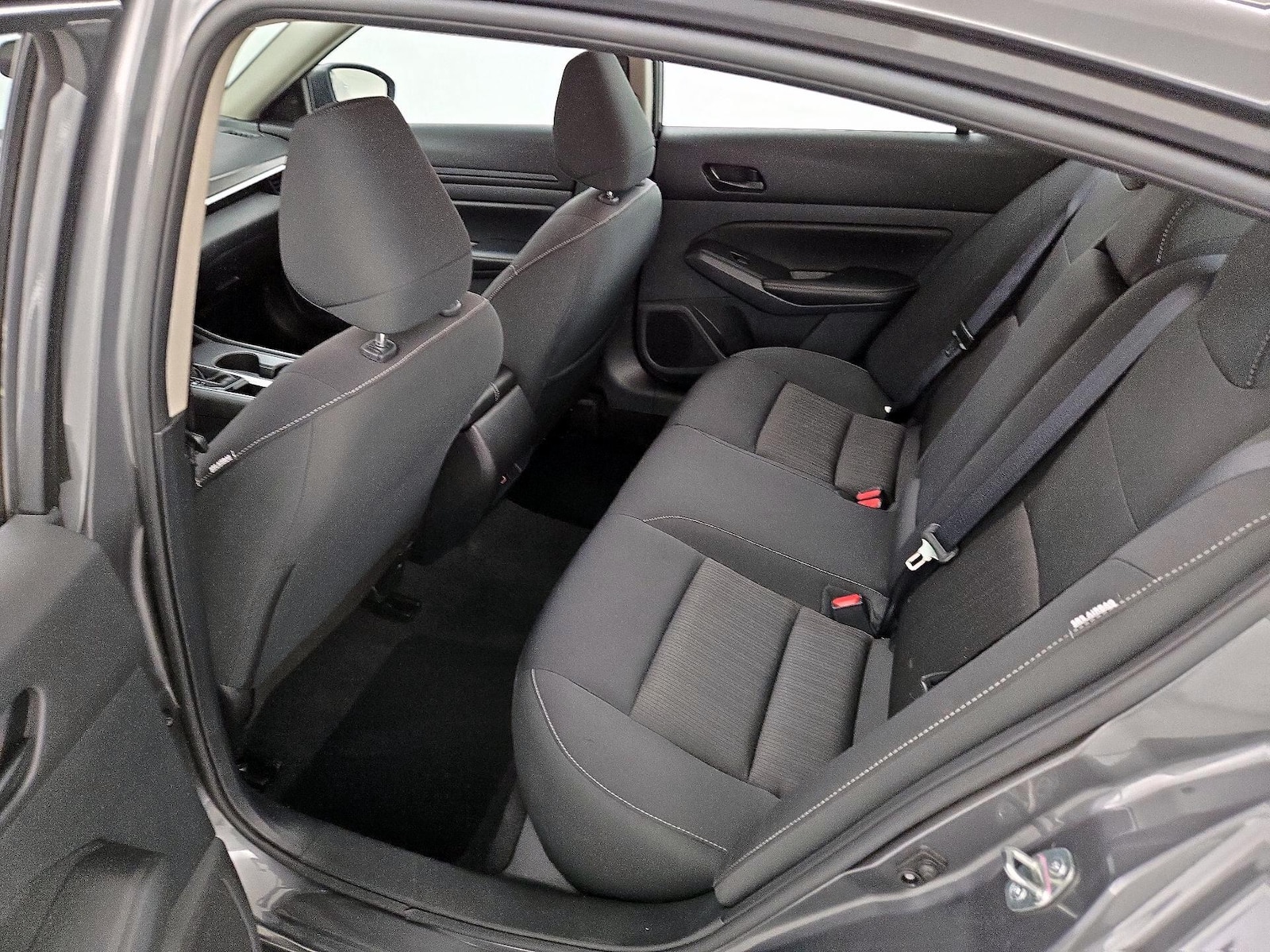 2025 Nissan Altima SV - Photo 20