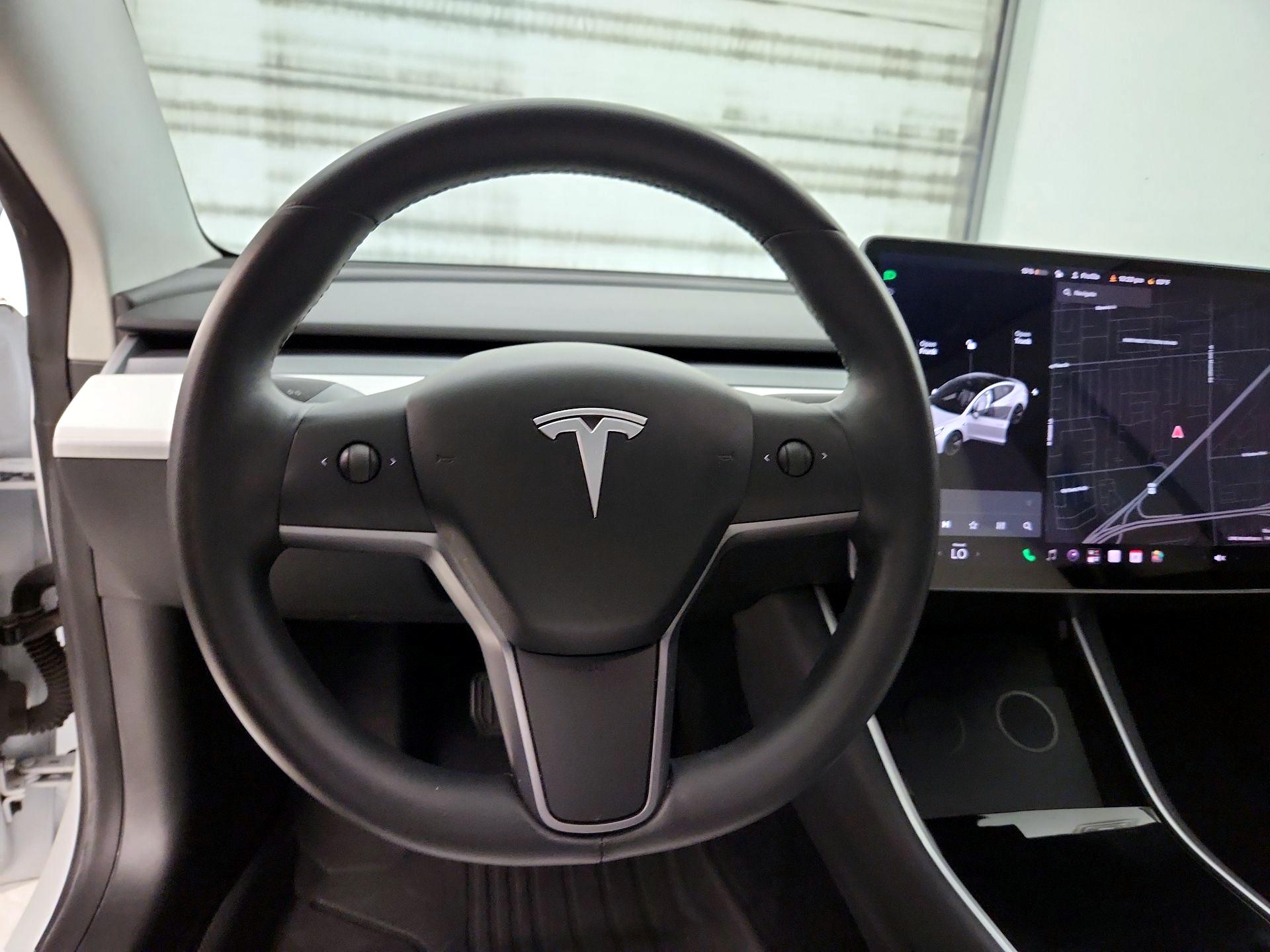 Thumbnail: 2020 Tesla Model 3 - 10