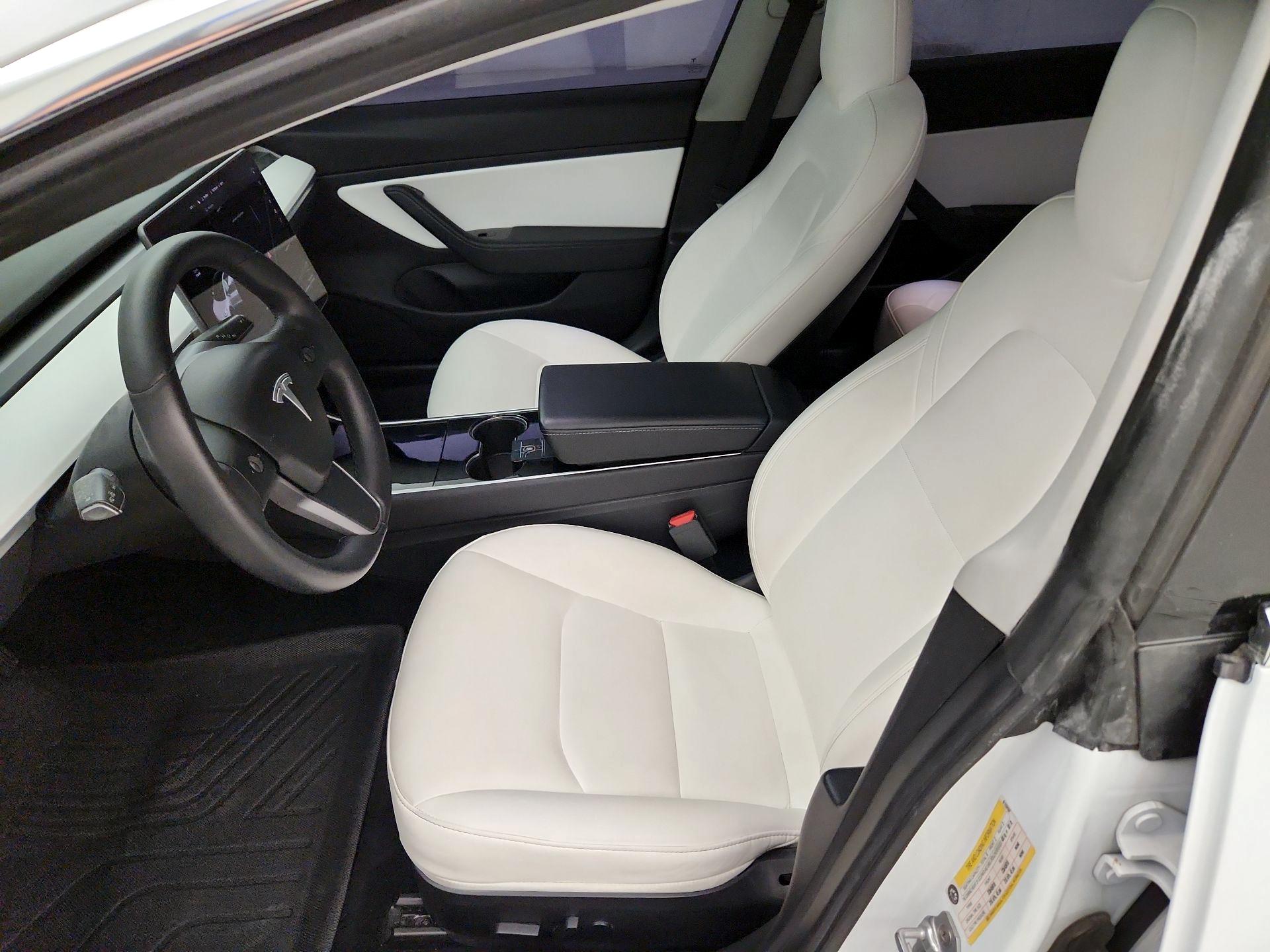 Thumbnail: 2020 Tesla Model 3 - 11