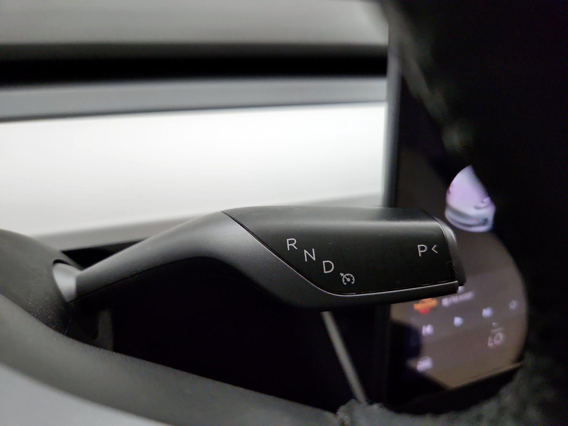 Thumbnail: 2020 Tesla Model 3 - 17