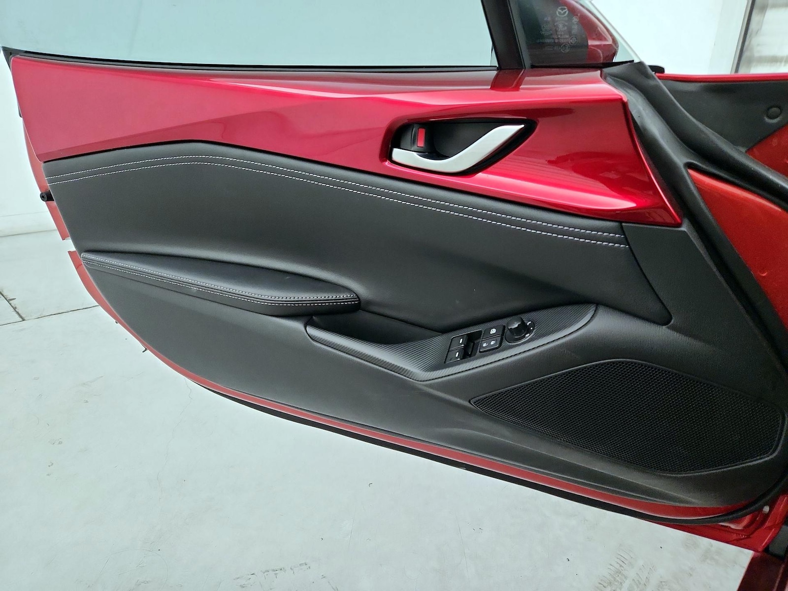 2025 Mazda MX-5 Miata Grand Touring - Photo 11