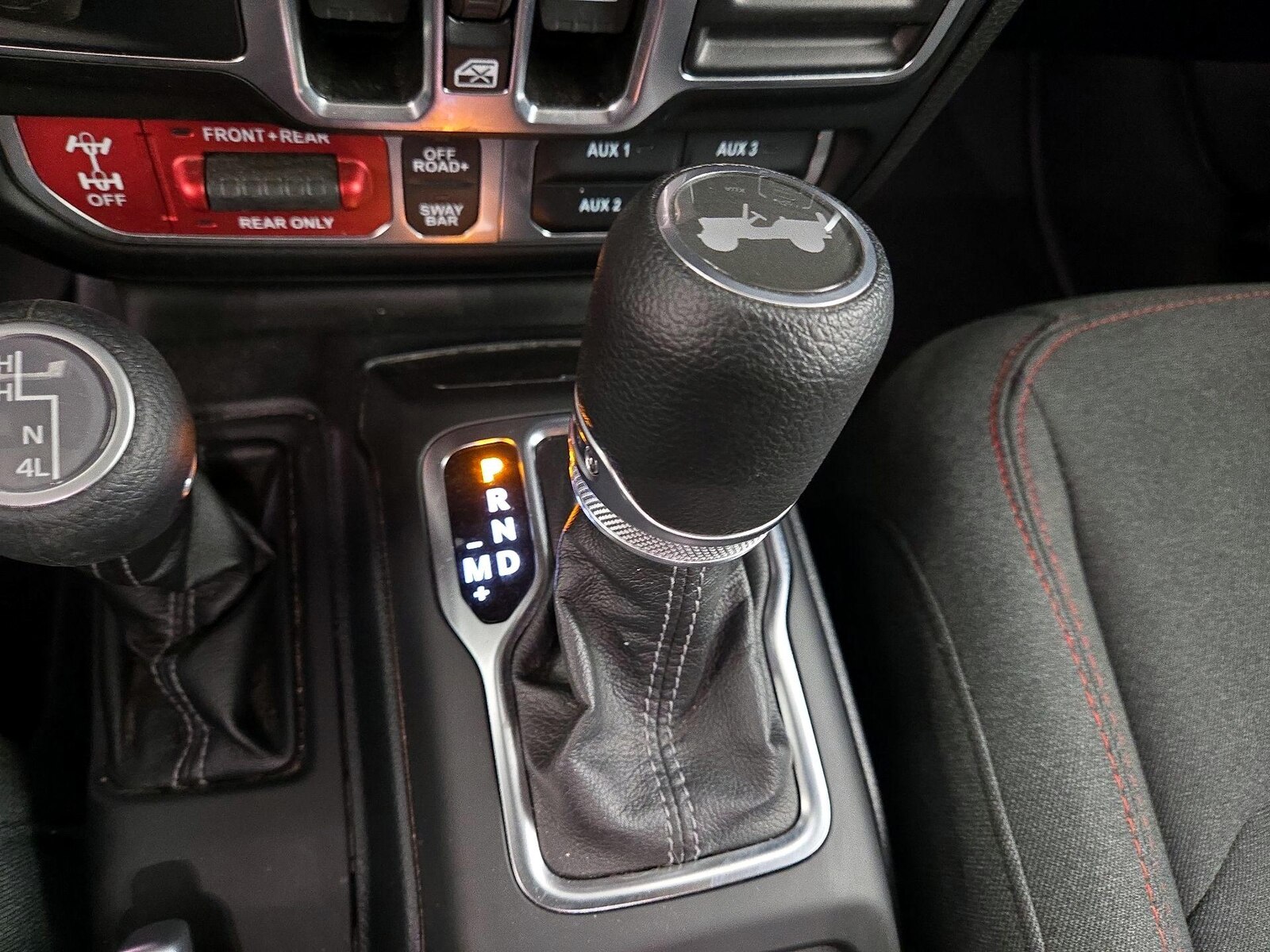 2025 Jeep Wrangler 4-Door Rubicon - Photo 18