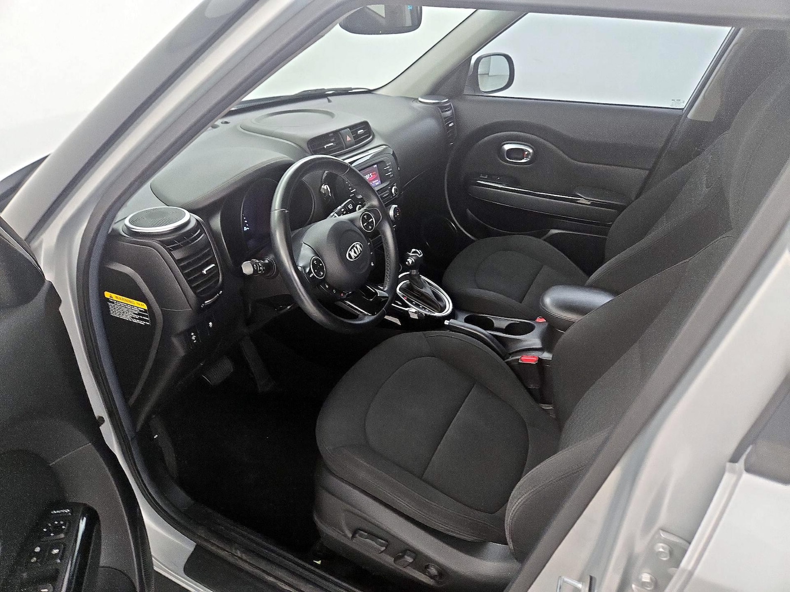 Power Seat(s) & Side Airbags