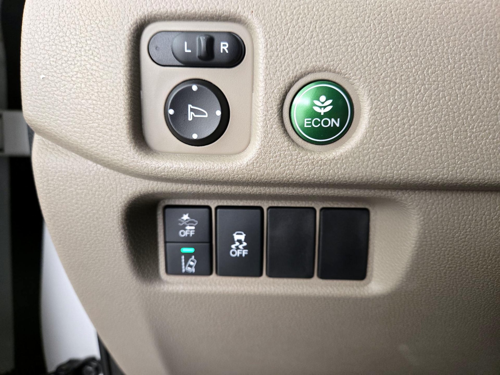 2020 Honda Pilot EX - Photo 14