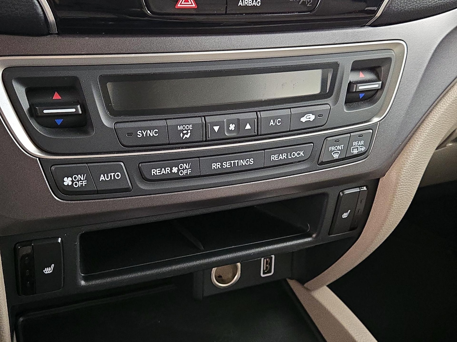 2020 Honda Pilot EX - Photo 17