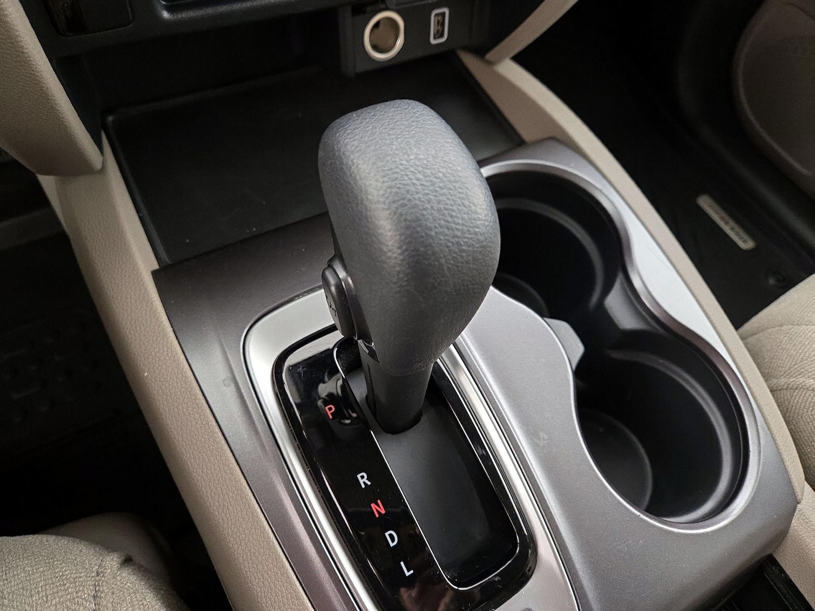 2020 Honda Pilot EX - Photo 18