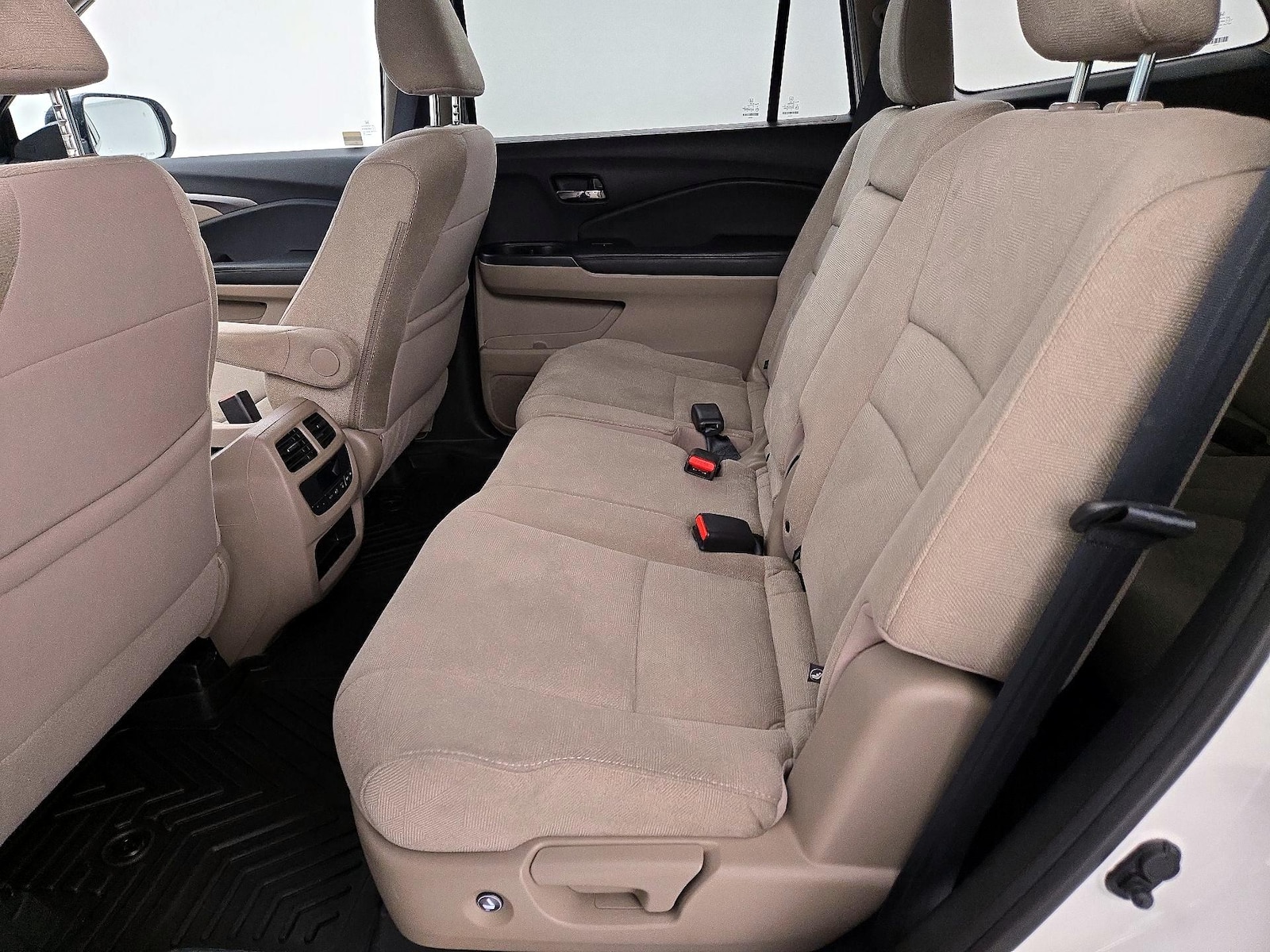 2020 Honda Pilot EX - Photo 20