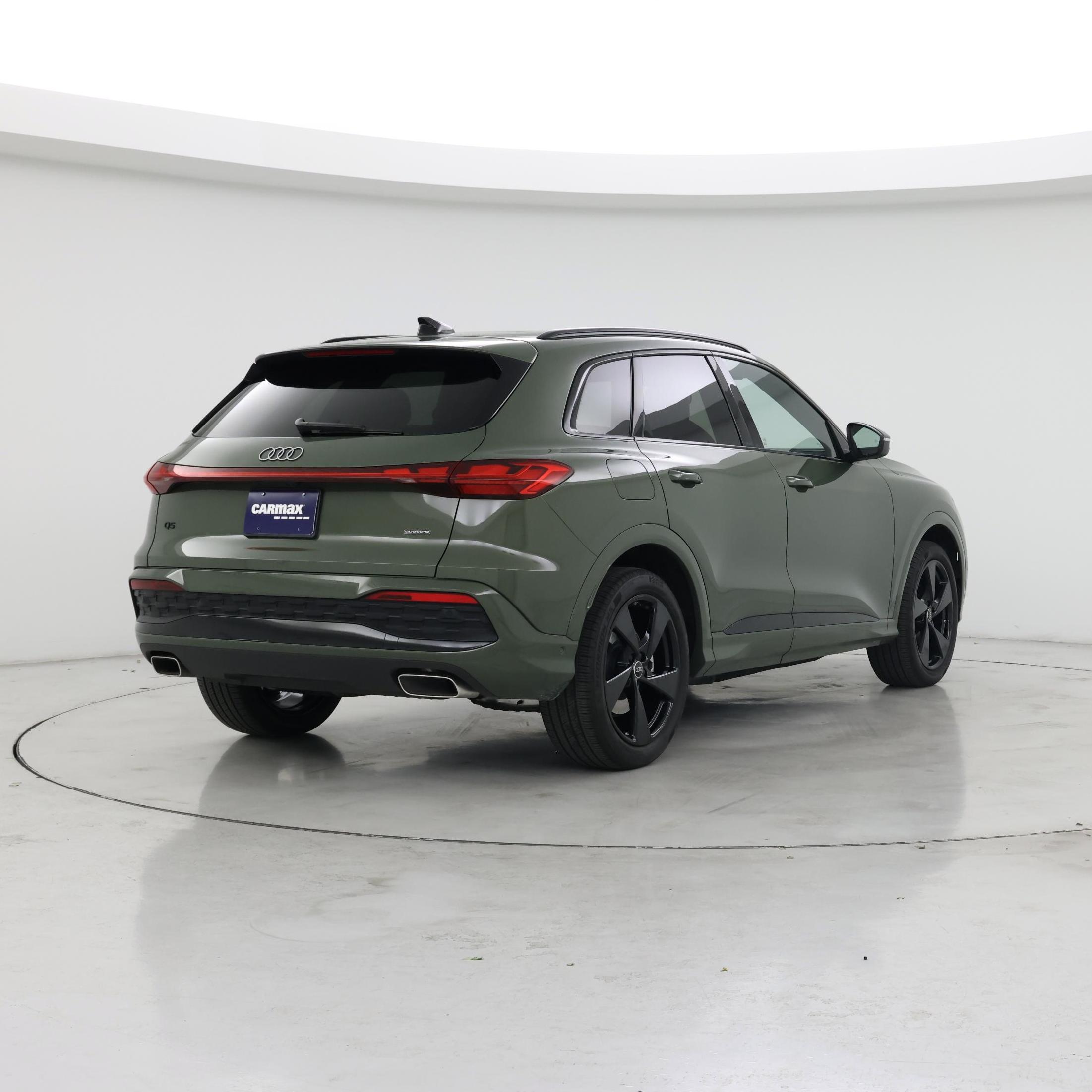 Thumbnail: 2025 Audi Q5 - 8
