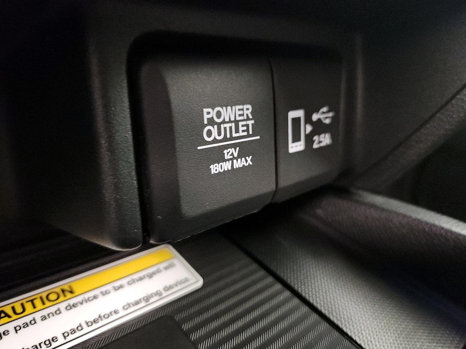 2021 Honda Pilot SE - Photo 17