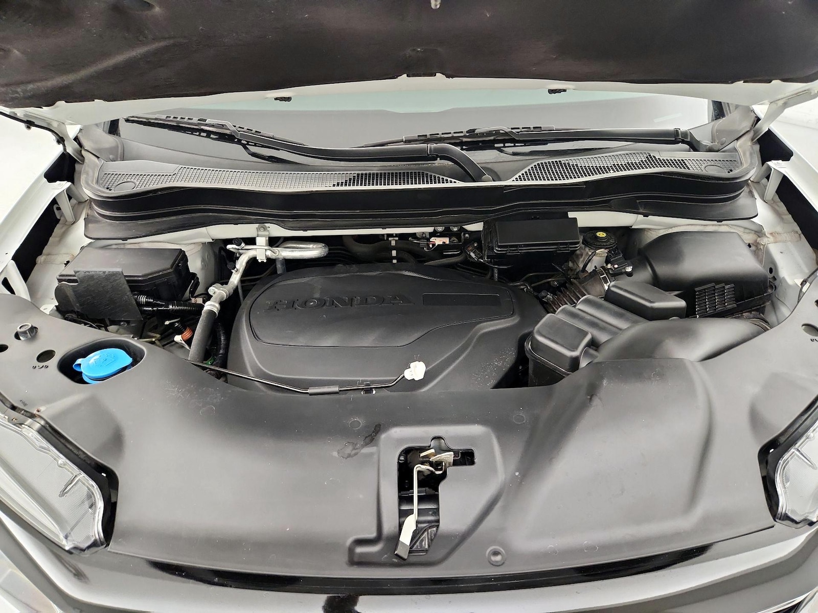 2021 Honda Pilot SE - Photo 22